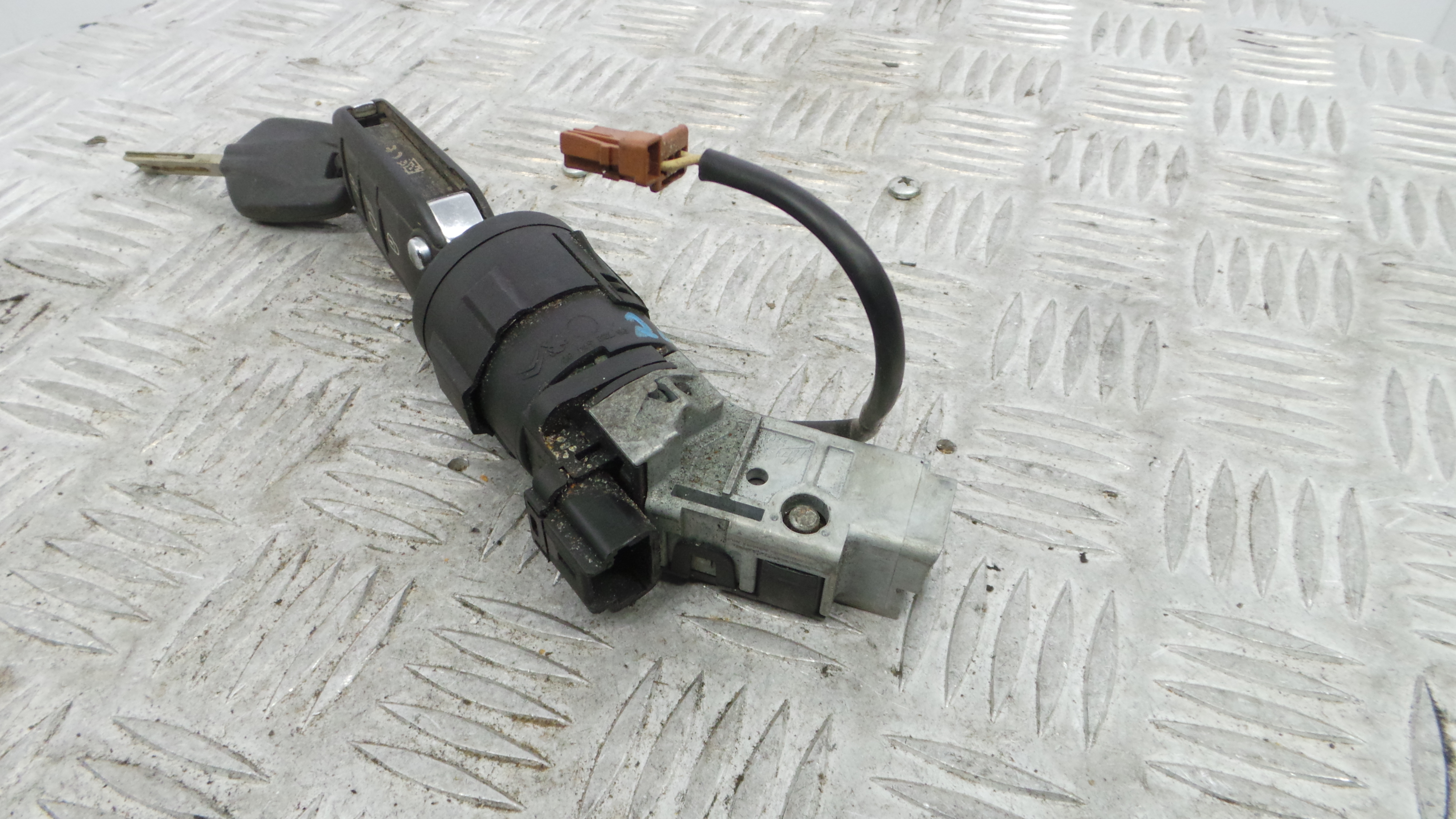 Canhão de ignição 36454600 - PEUGEOT 308 II (LB_, LP_, LW_, LH_, L3_)-36671550