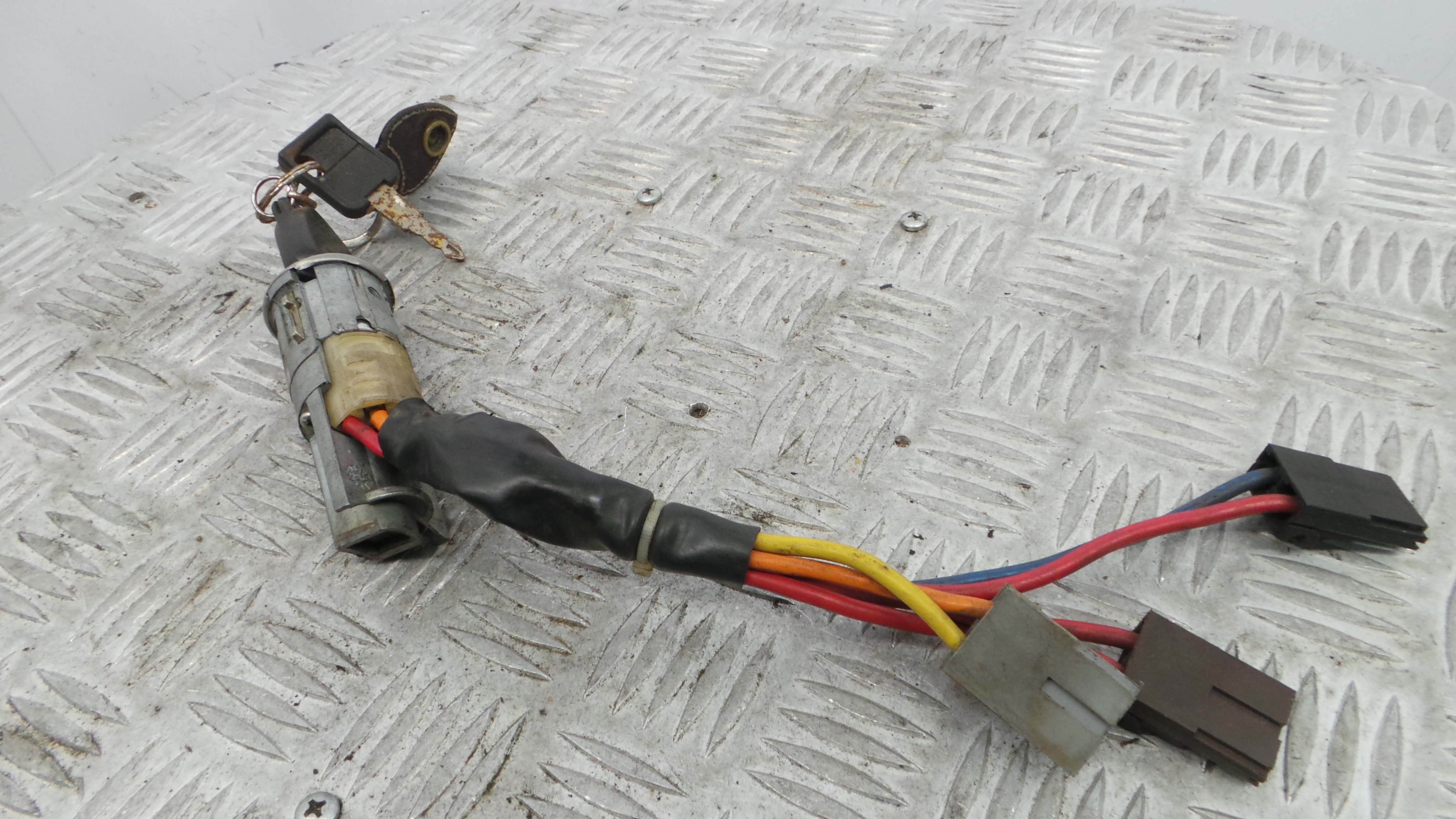 Canhão de ignição 4162P3 - PEUGEOT 106 II (1A_, 1C_)-36671646