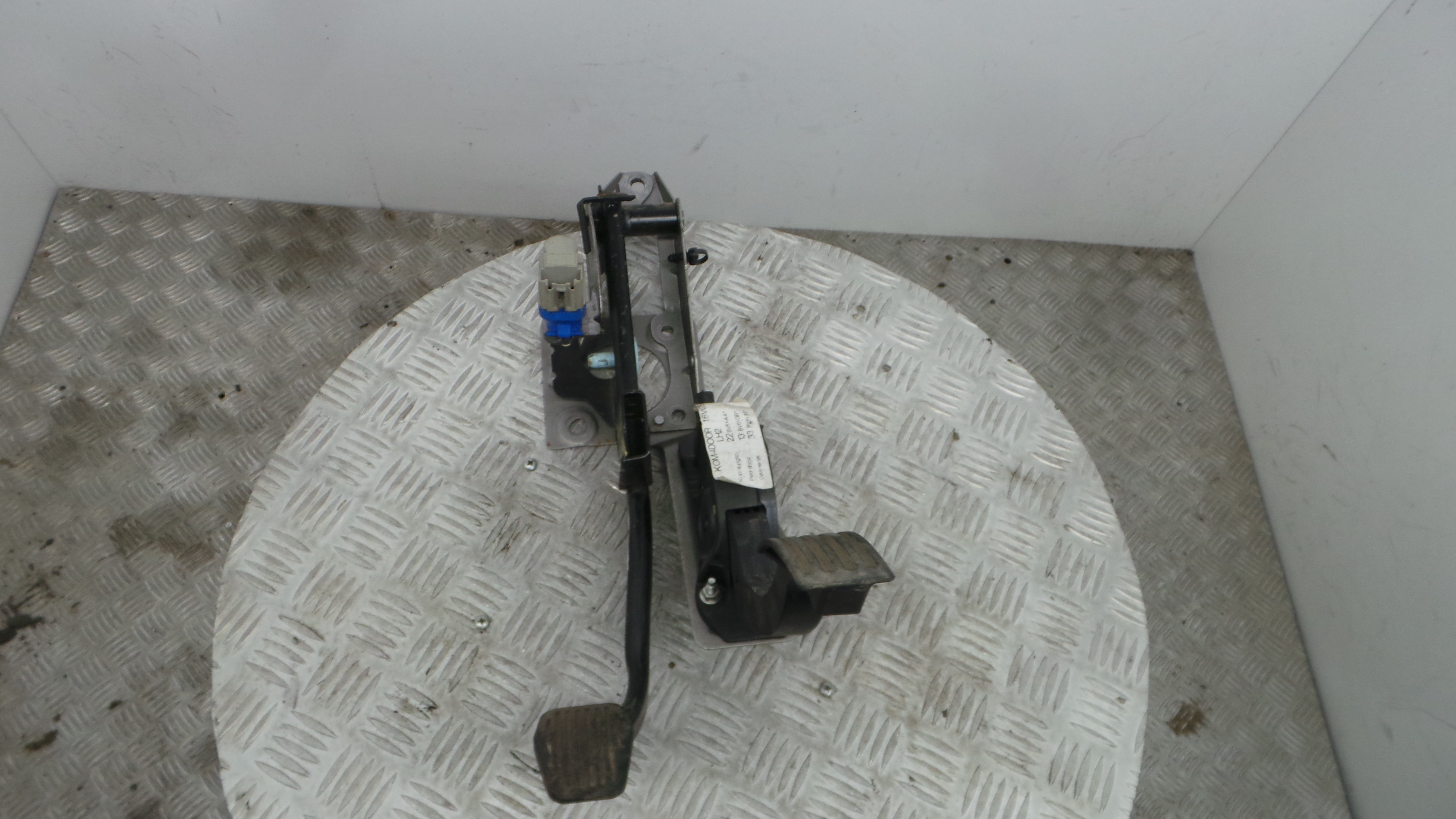 Pedal do Travão BV61-2467-GB - FORD FOCUS III Turnier-36675933 Pedal do Travão BV61-2467-GB - FORD FOCUS III Turnier-36675933