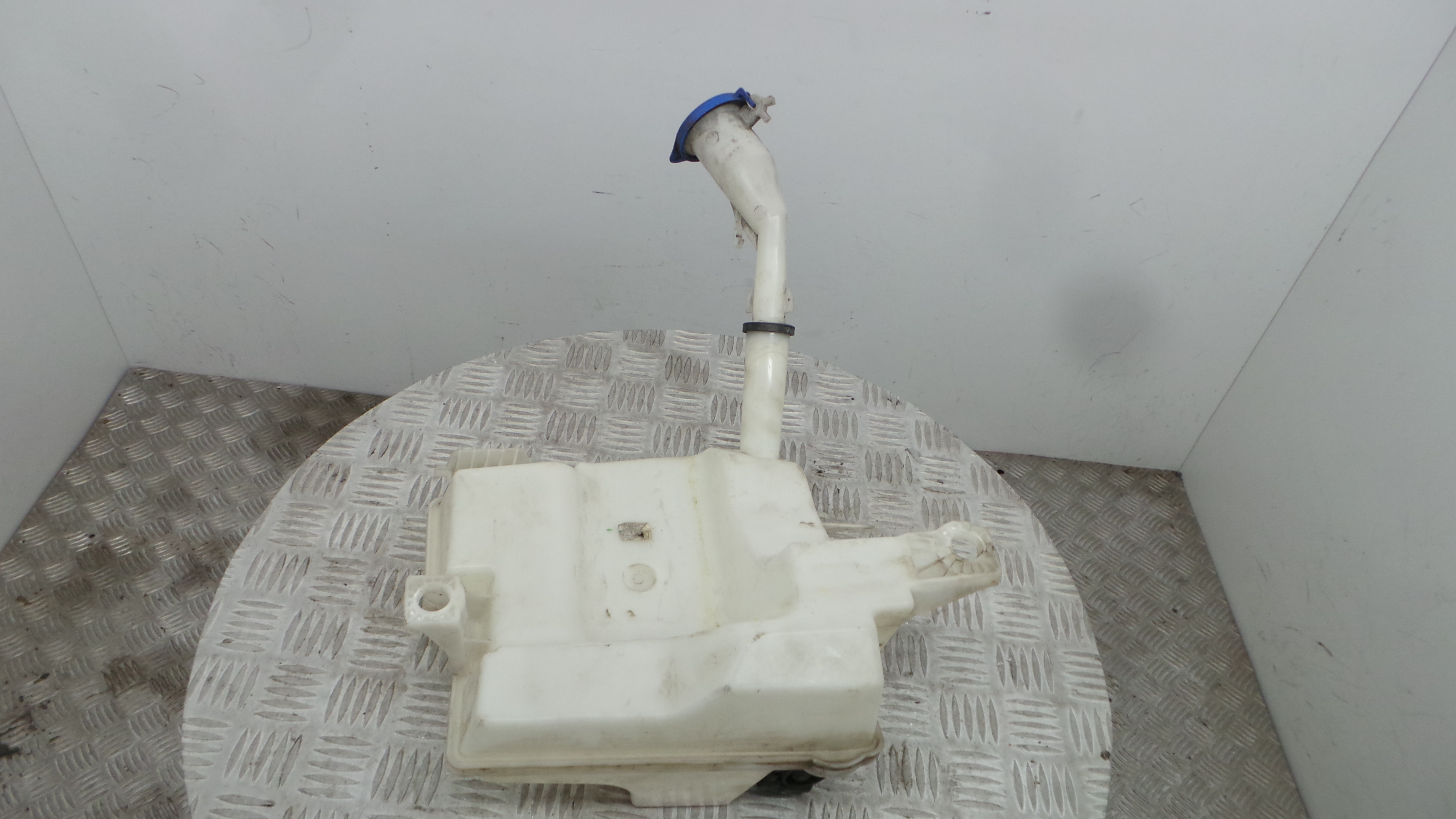 Deposito Reservatório Limpa Vidros Para Brisas BV61-17B613-A - FORD FOCUS III Turnier-36675947