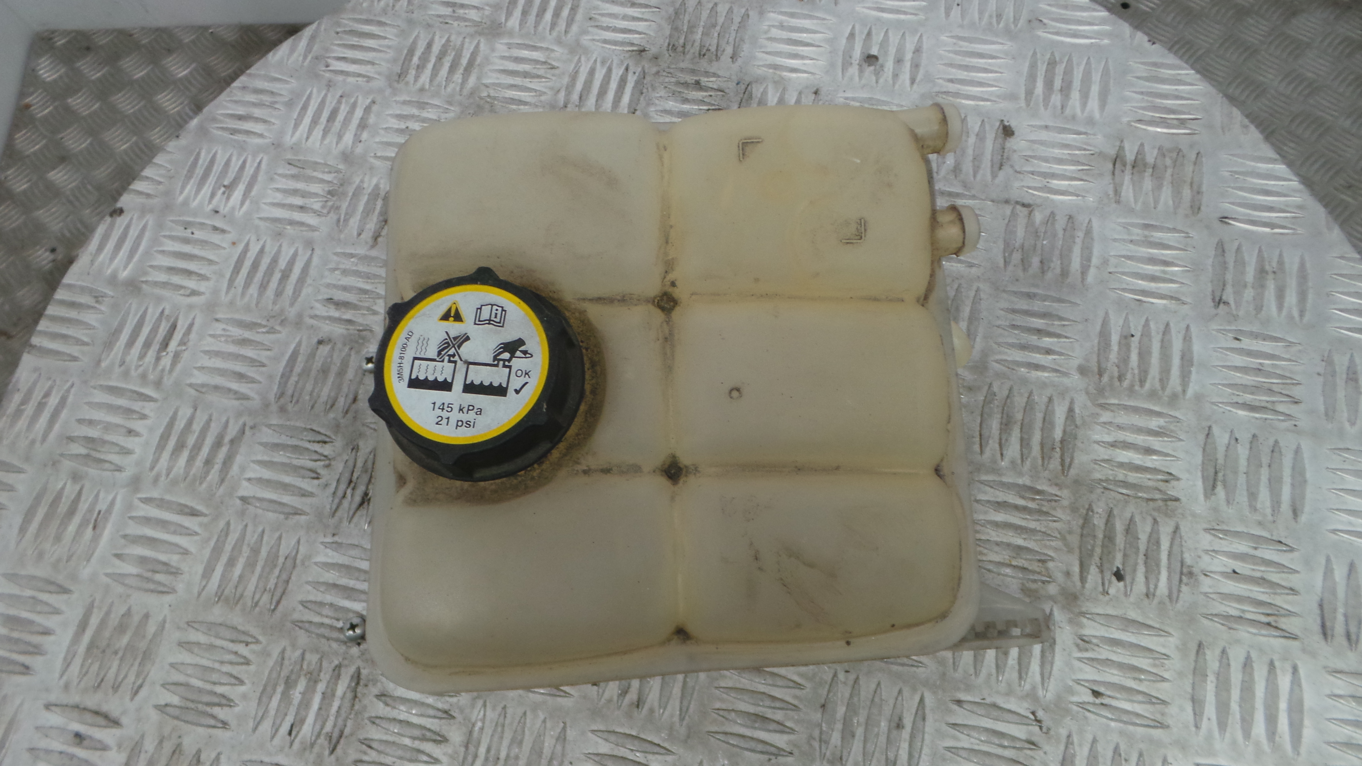 Depósito Água Radiador / Vazo de Expansao 8V61-8K218-AE - FORD FOCUS III Turnier-36675956