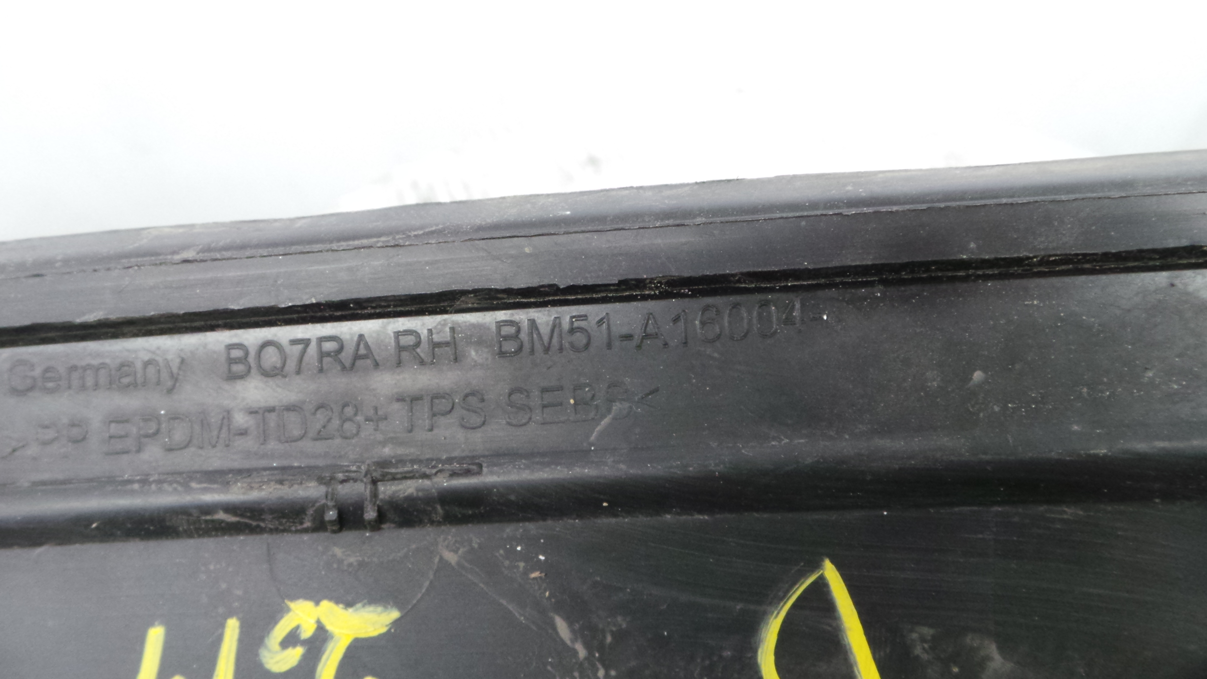 acabamento de espelho BM51-A16004 - FORD FOCUS III Turnier-36676088