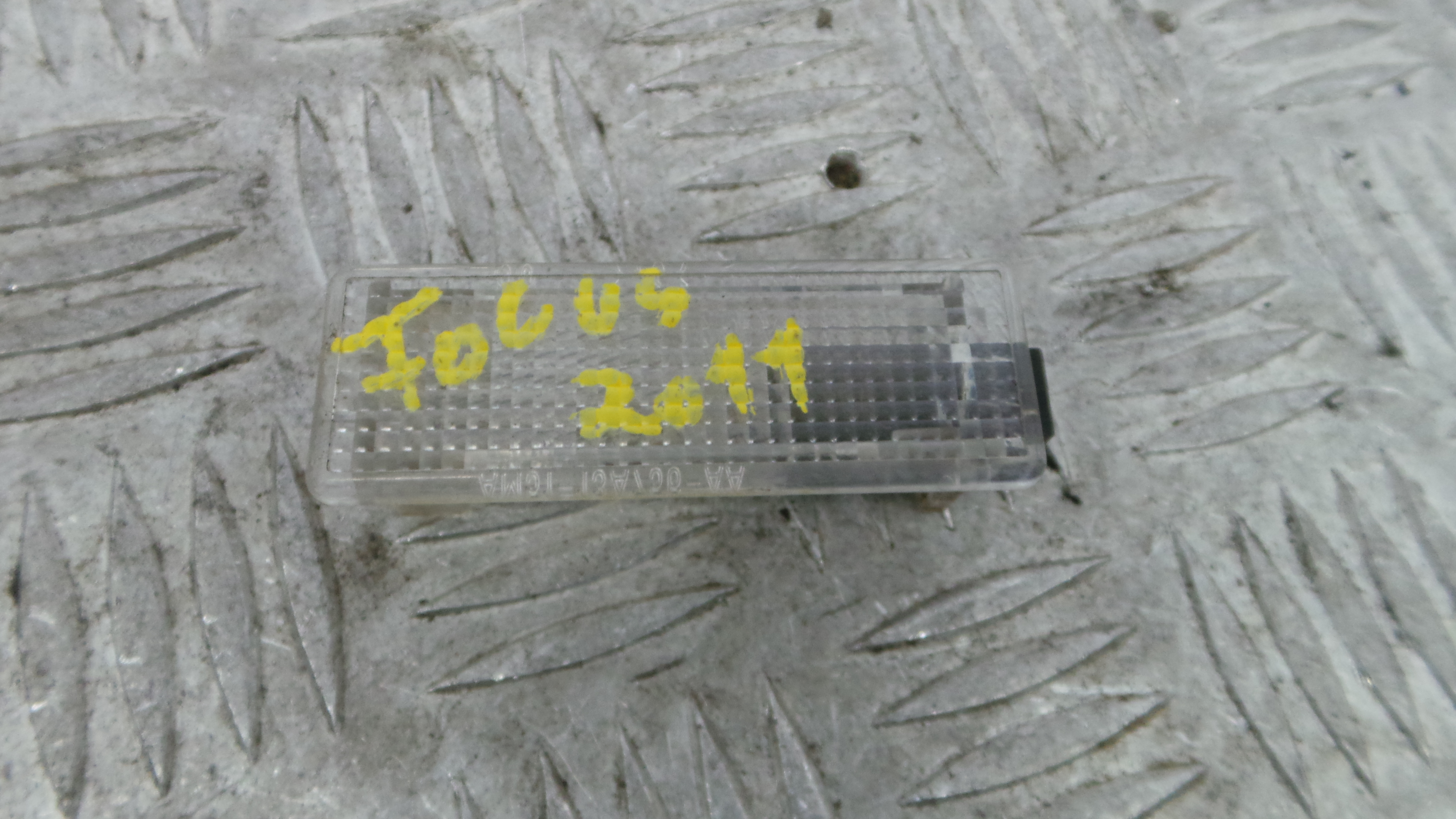 Luz Interior AM51-13A756-AA - FORD FOCUS III Turnier-36676245