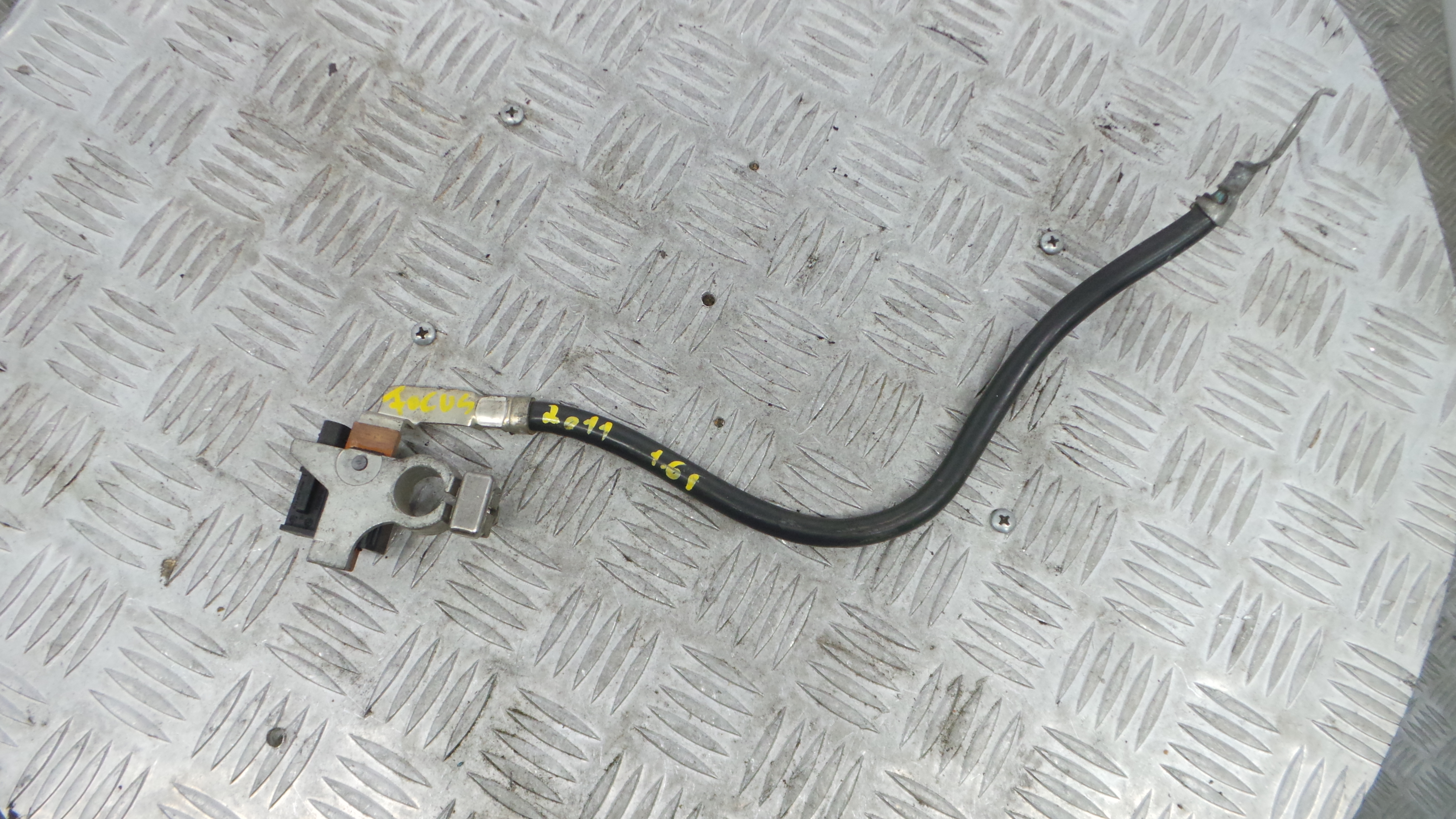 Cabos de bateria AV6N-10C679-BB - FORD FOCUS III Turnier-36676286