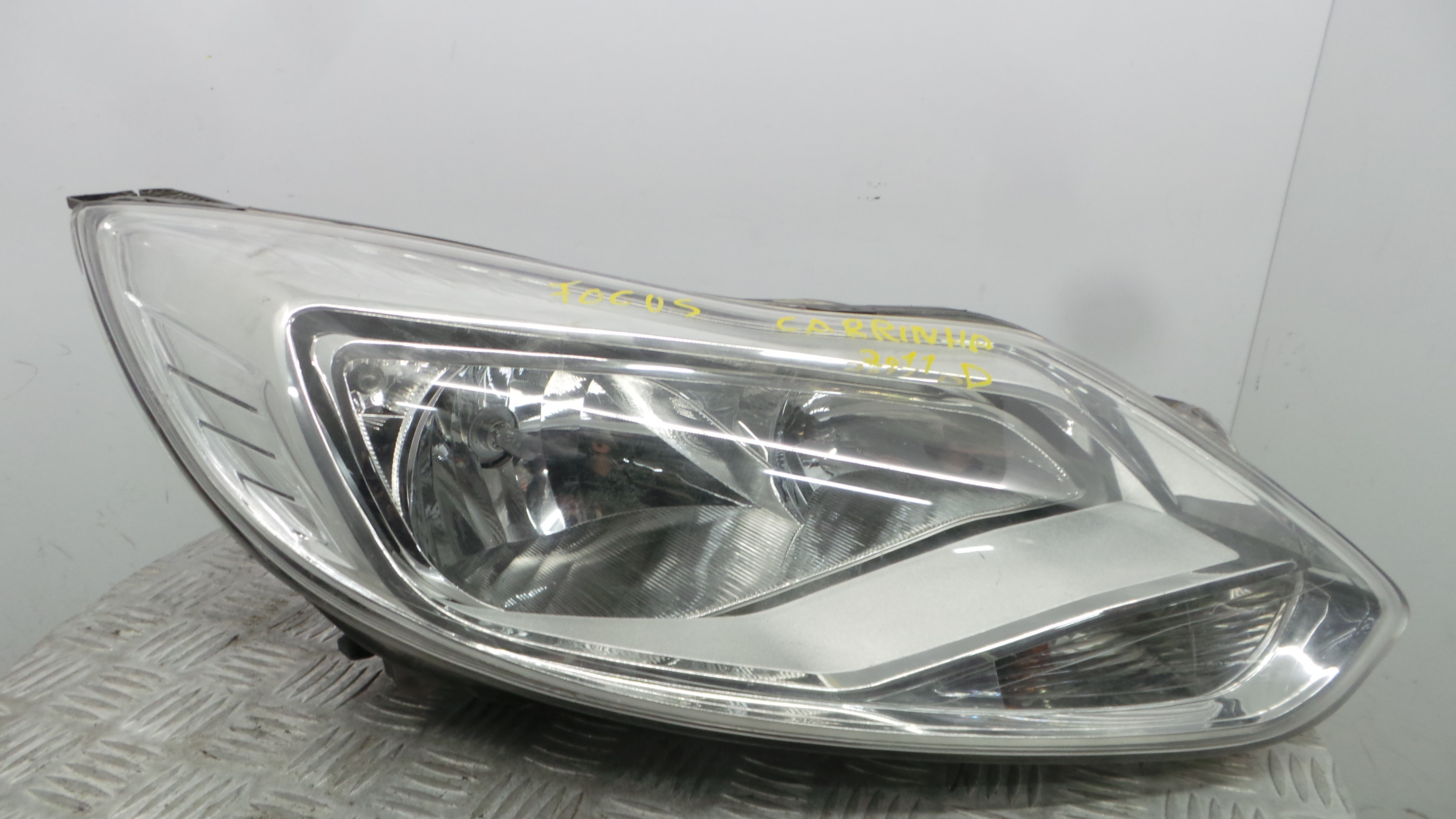 Ótica Dto BM51-13W029-AH - FORD FOCUS III Turnier-36676297 Ótica Dto BM51-13W029-AH - FORD FOCUS III Turnier-36676297