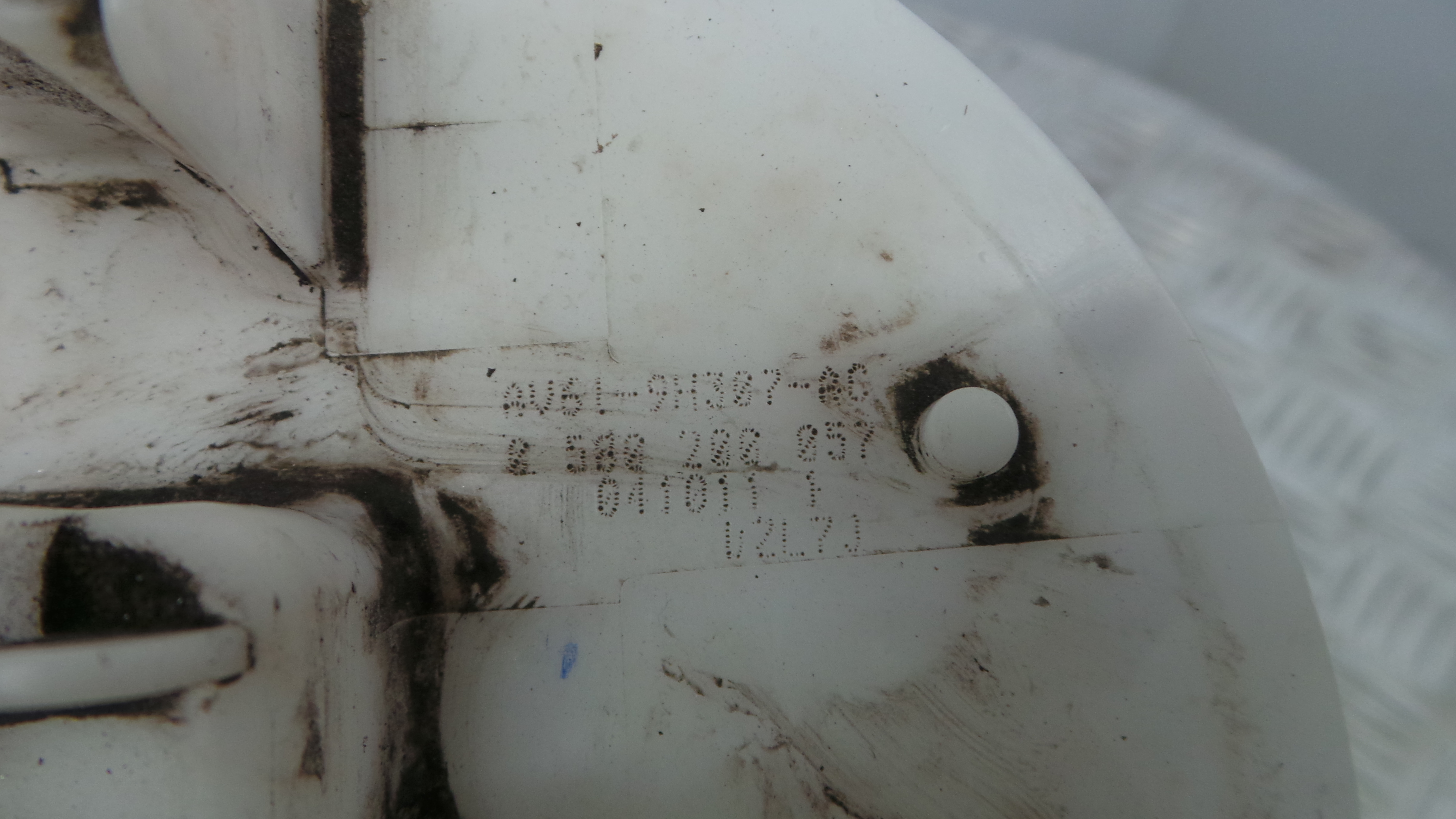 Boia do Combustível AV61-9H307-AC - FORD FOCUS III Turnier-36676318