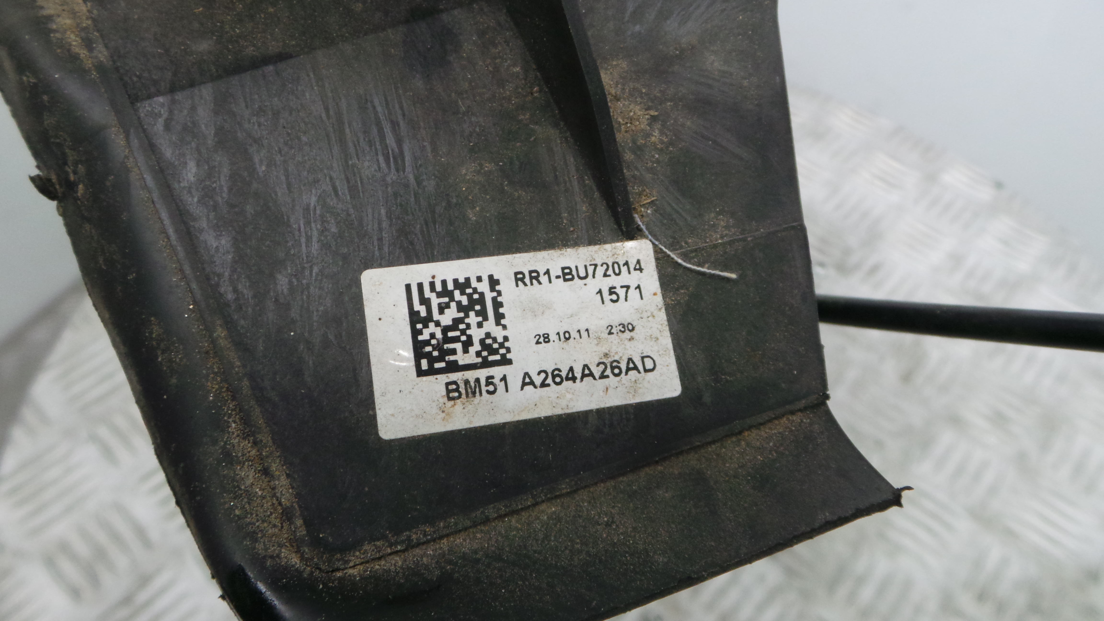 Fecho da Porta Trás Dto BM5A-A26412-AC - FORD FOCUS III Turnier-36676350