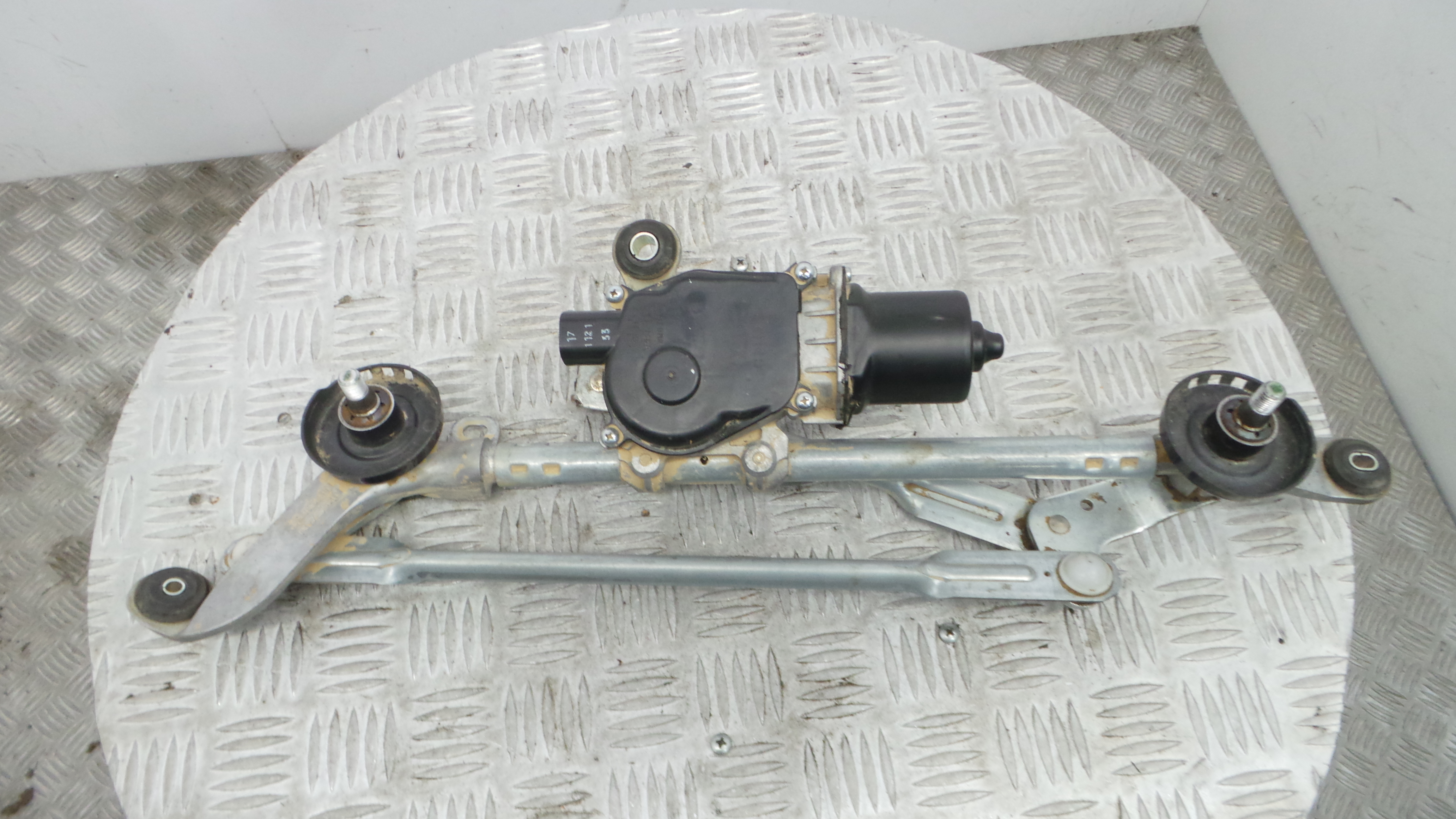 Motor Limpa Vidros Frente 7X27-C118A - NISSAN LEAF (ZE1)-36676363 Motor Limpa Vidros Frente 7X27-C118A - NISSAN LEAF (ZE1)-36676363