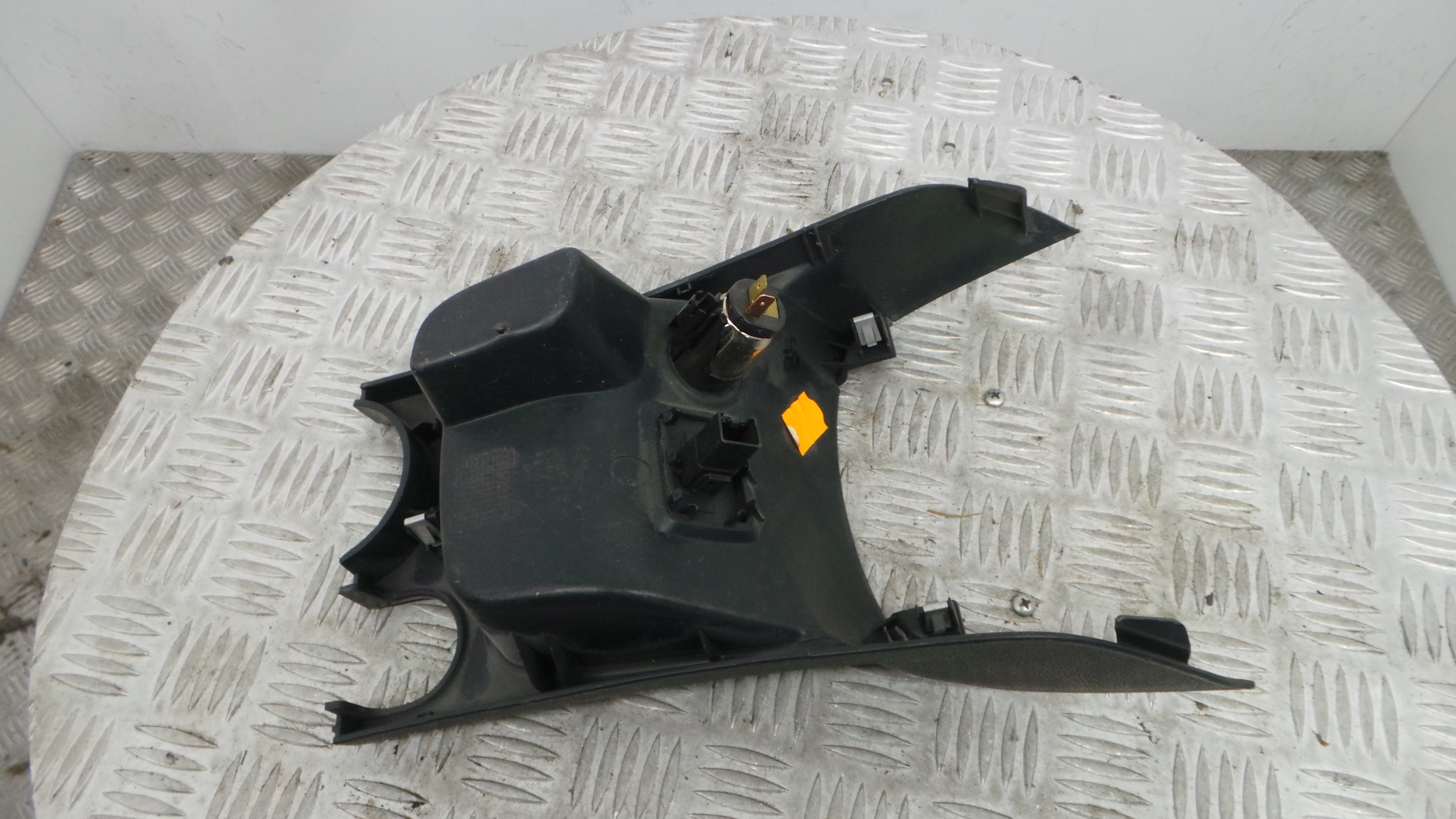 Consola central Tablier 8A61-A044C74-ADW - FORD FIESTA VI (CB1, CCN)-36676603