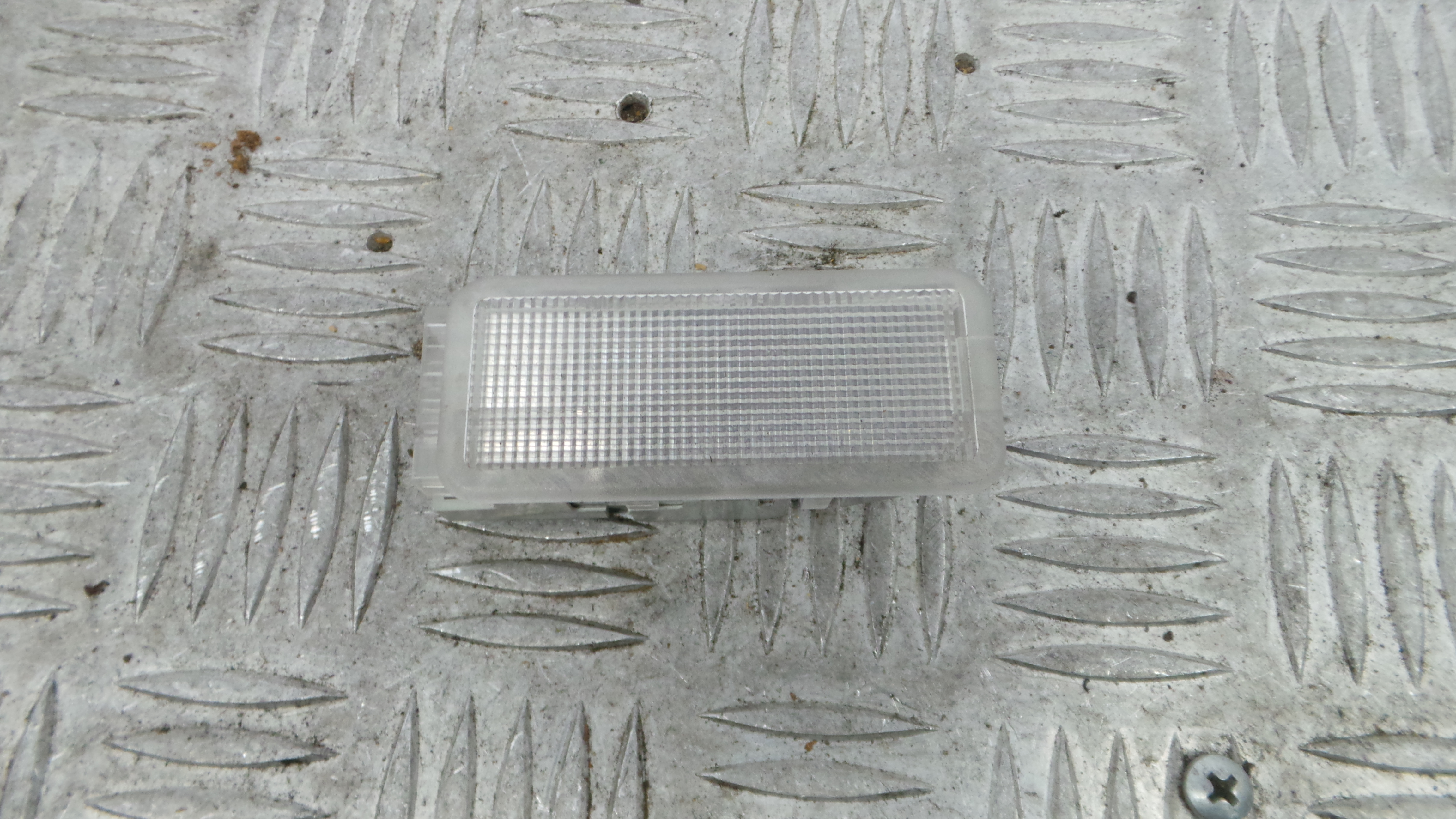 Luz Interior 6362N7 - PEUGEOT 208 I (CA_, CC_)-36676612