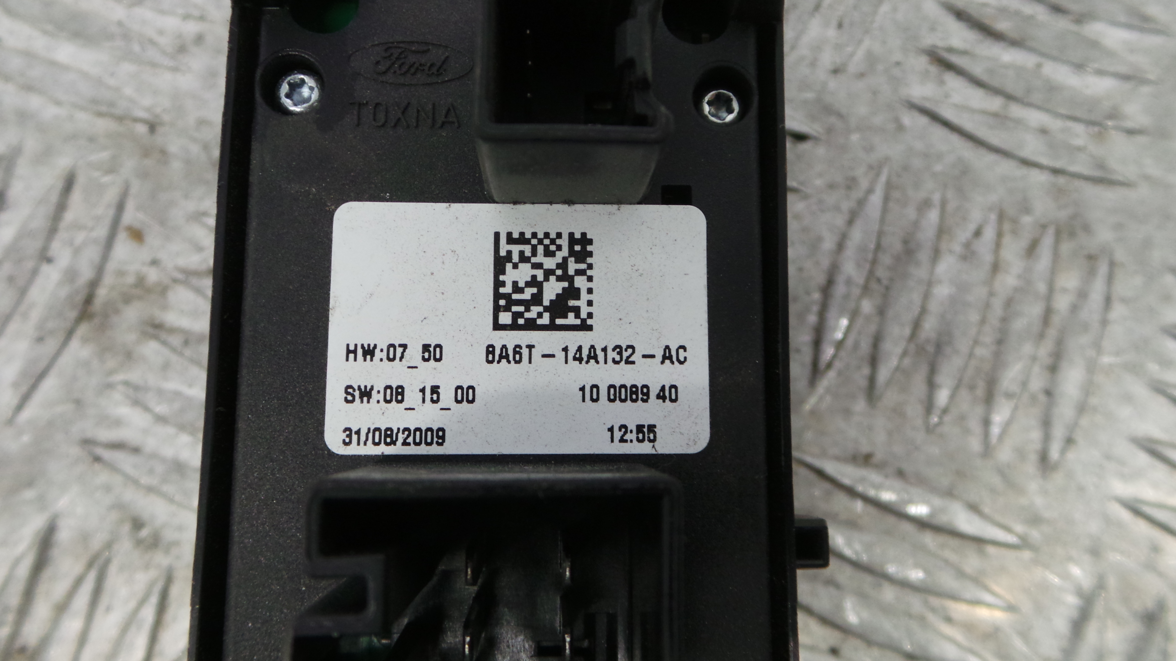 Interruptor / Comando Elevador Vidro Frente Esq  8A6T-14A132-AC - FORD FIESTA VI (CB1, CCN)-36676620