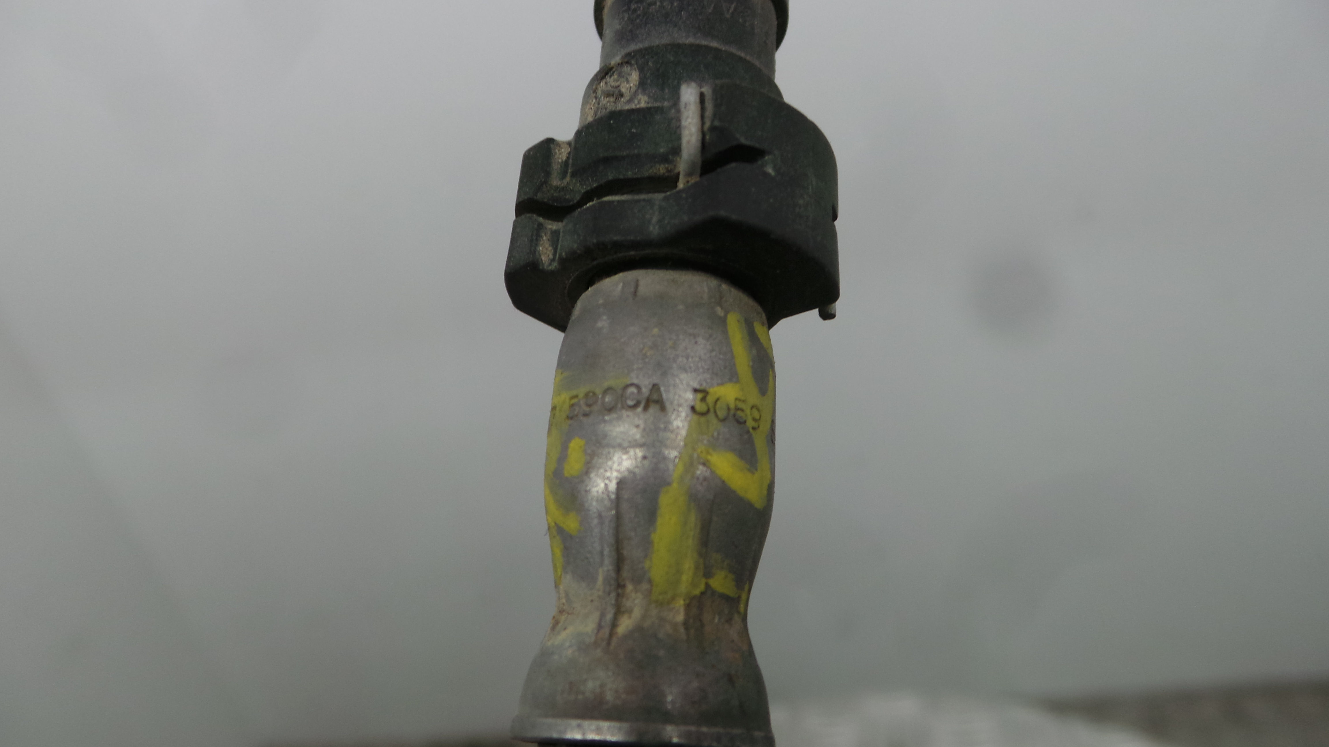 Tubo Embraiagem 8A617K590CA - FORD FIESTA VI (CB1, CCN)-36676642