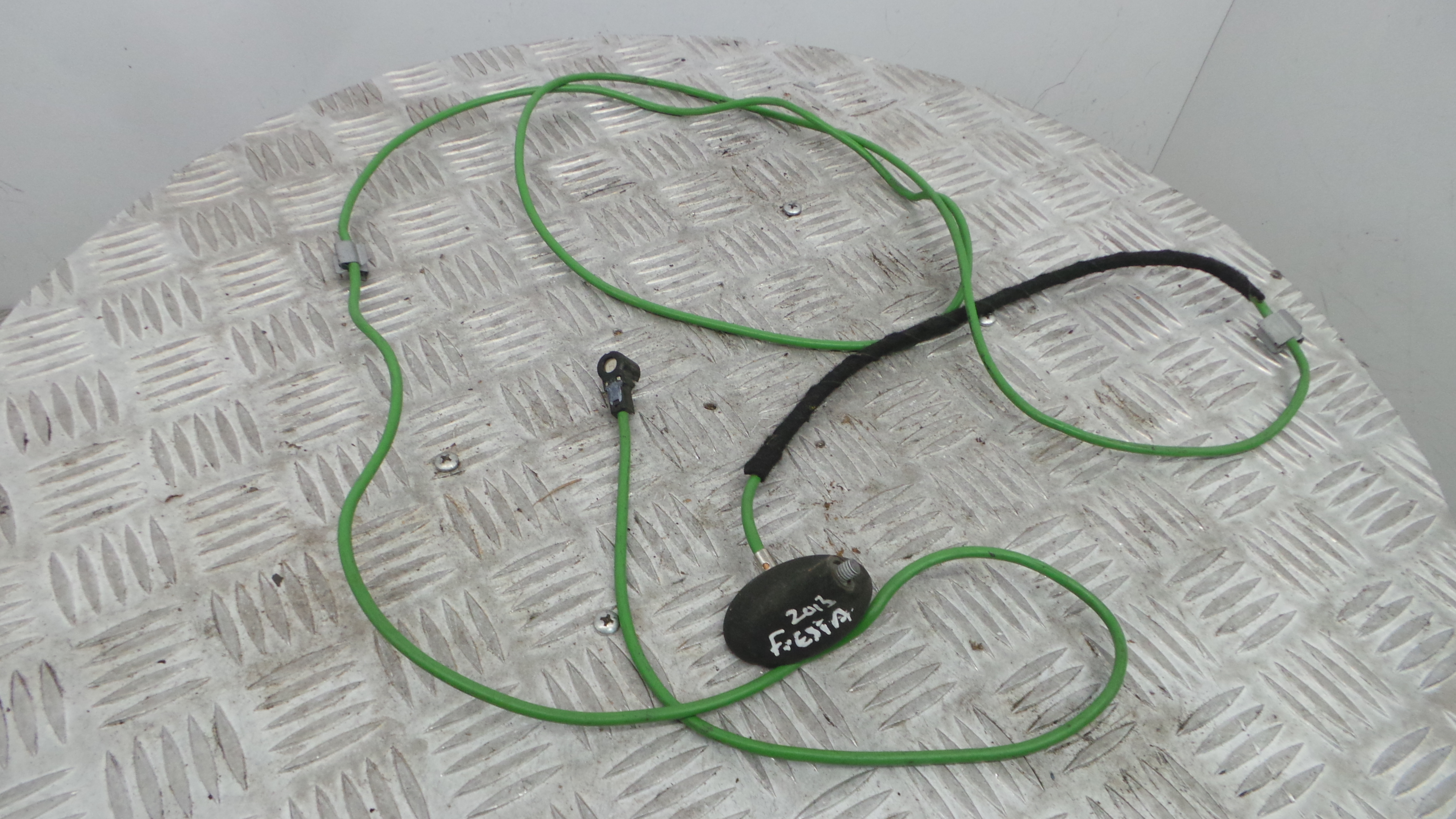 Antena 1581559 - FORD FIESTA VI (CB1, CCN)-36676649