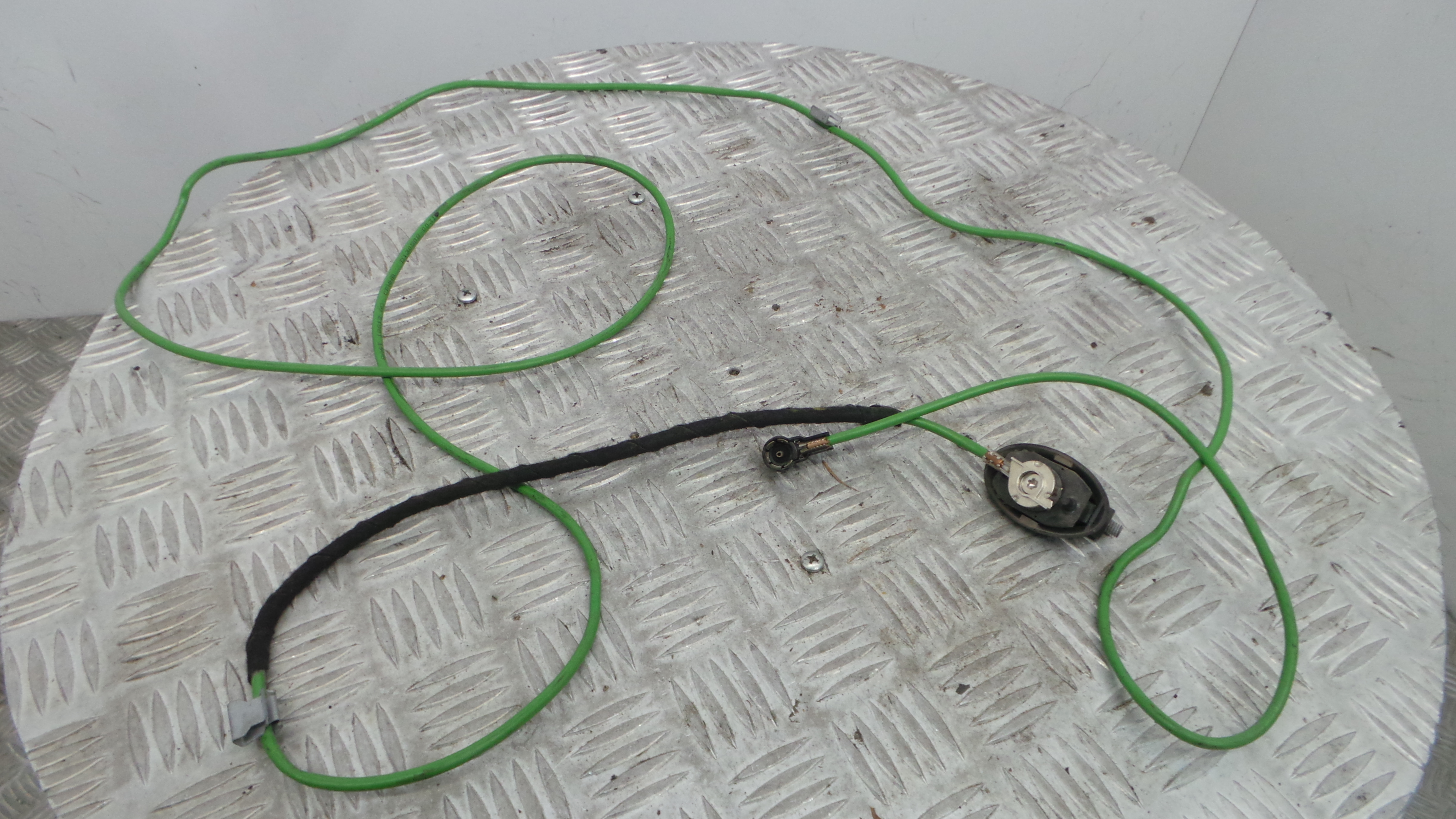 Antena 1581559 - FORD FIESTA VI (CB1, CCN)-36676649