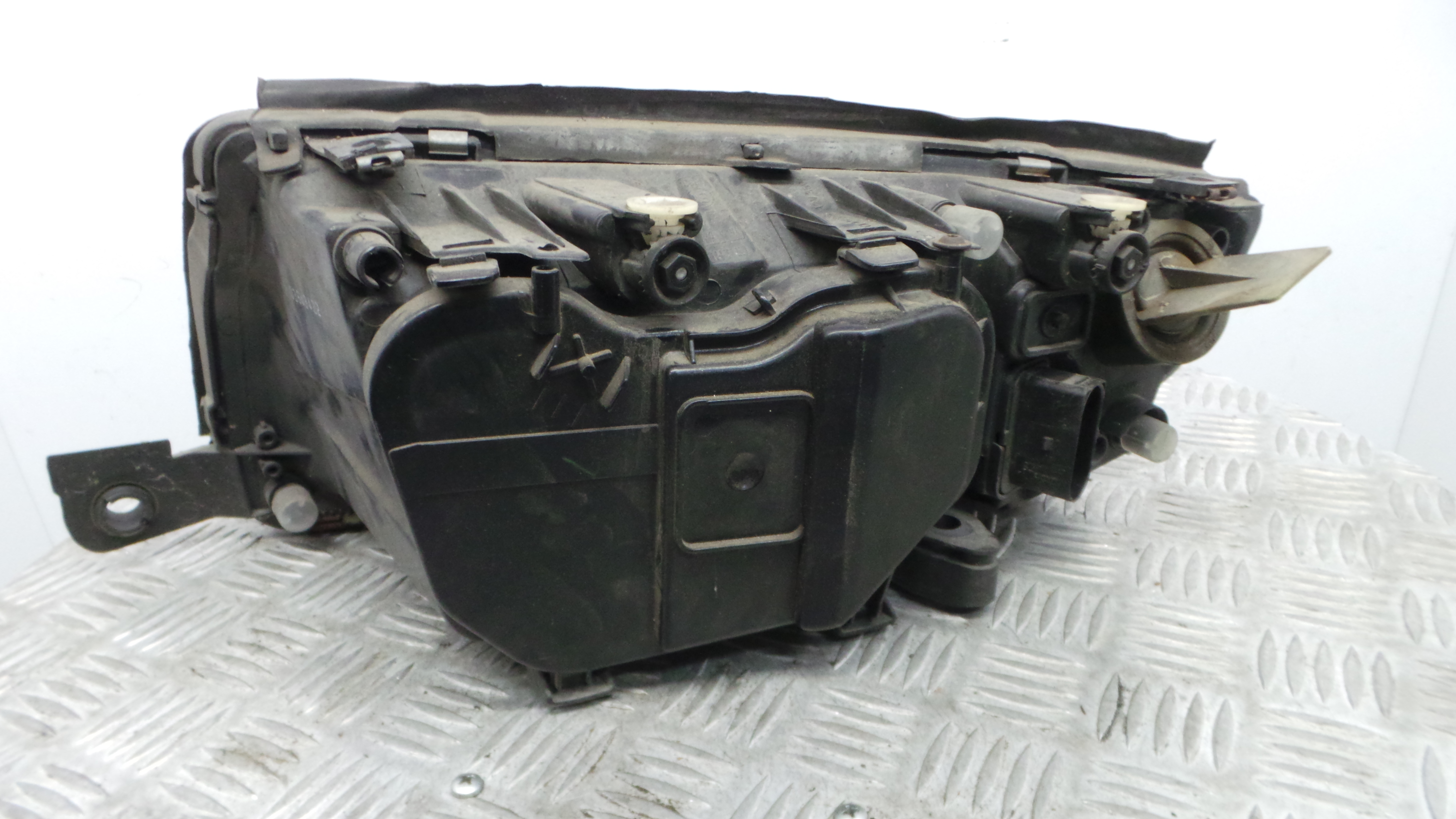 Ótica Dto 08-665-1105R-M - SKODA FABIA I (6Y2)-36677109