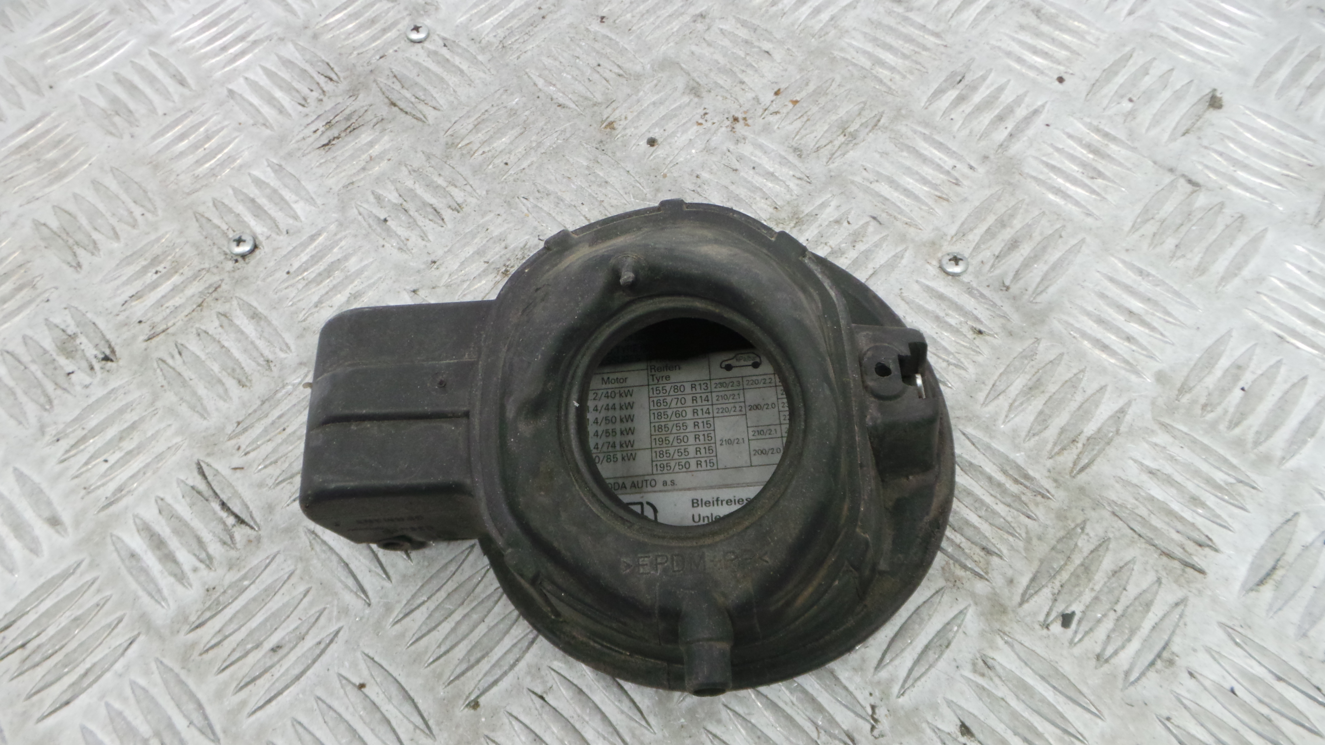 Tampão de Combustivel  6Y6809857B - SKODA FABIA I (6Y2)-36679419