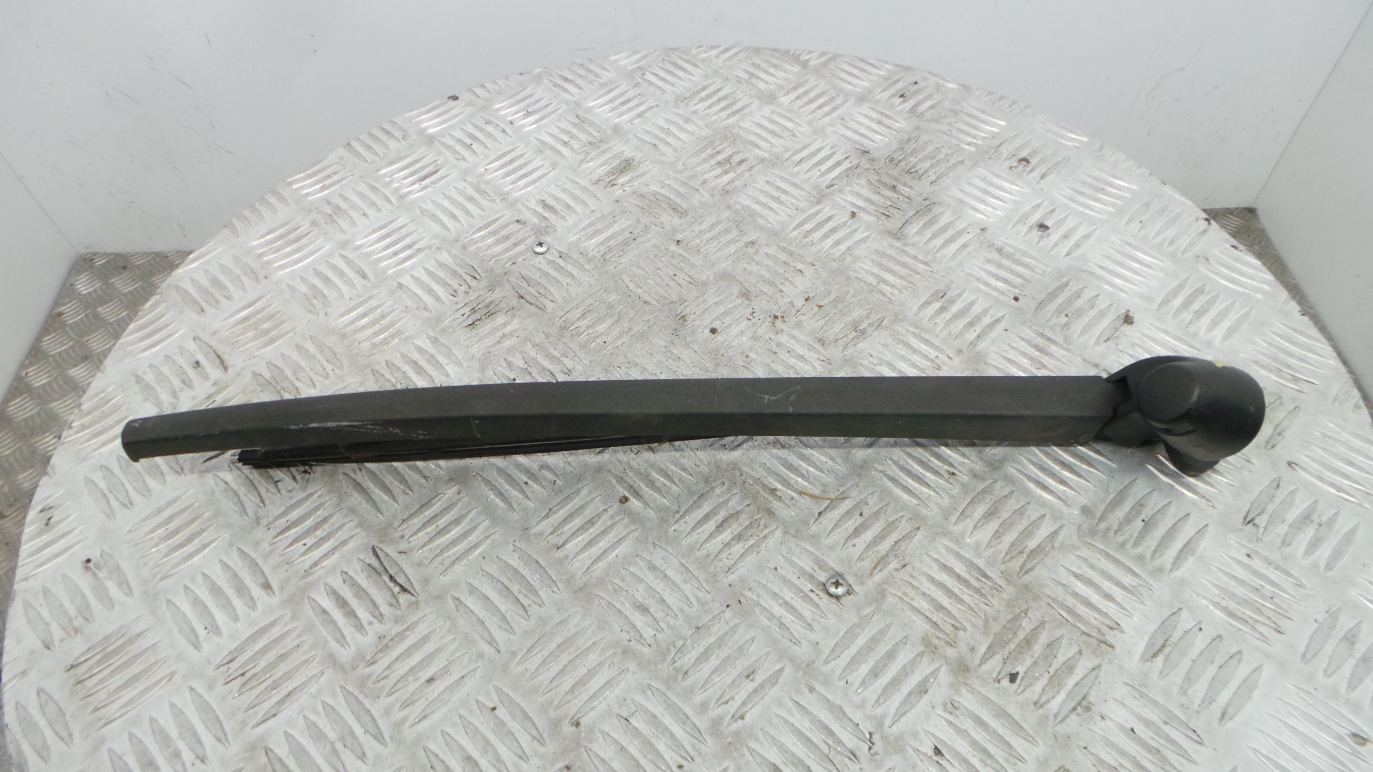 Braço Traseiro Para Brisas 6Y6955704 - SKODA FABIA I (6Y2)-36679424 Braço Traseiro Para Brisas 6Y6955704 - SKODA FABIA I (6Y2)-36679424