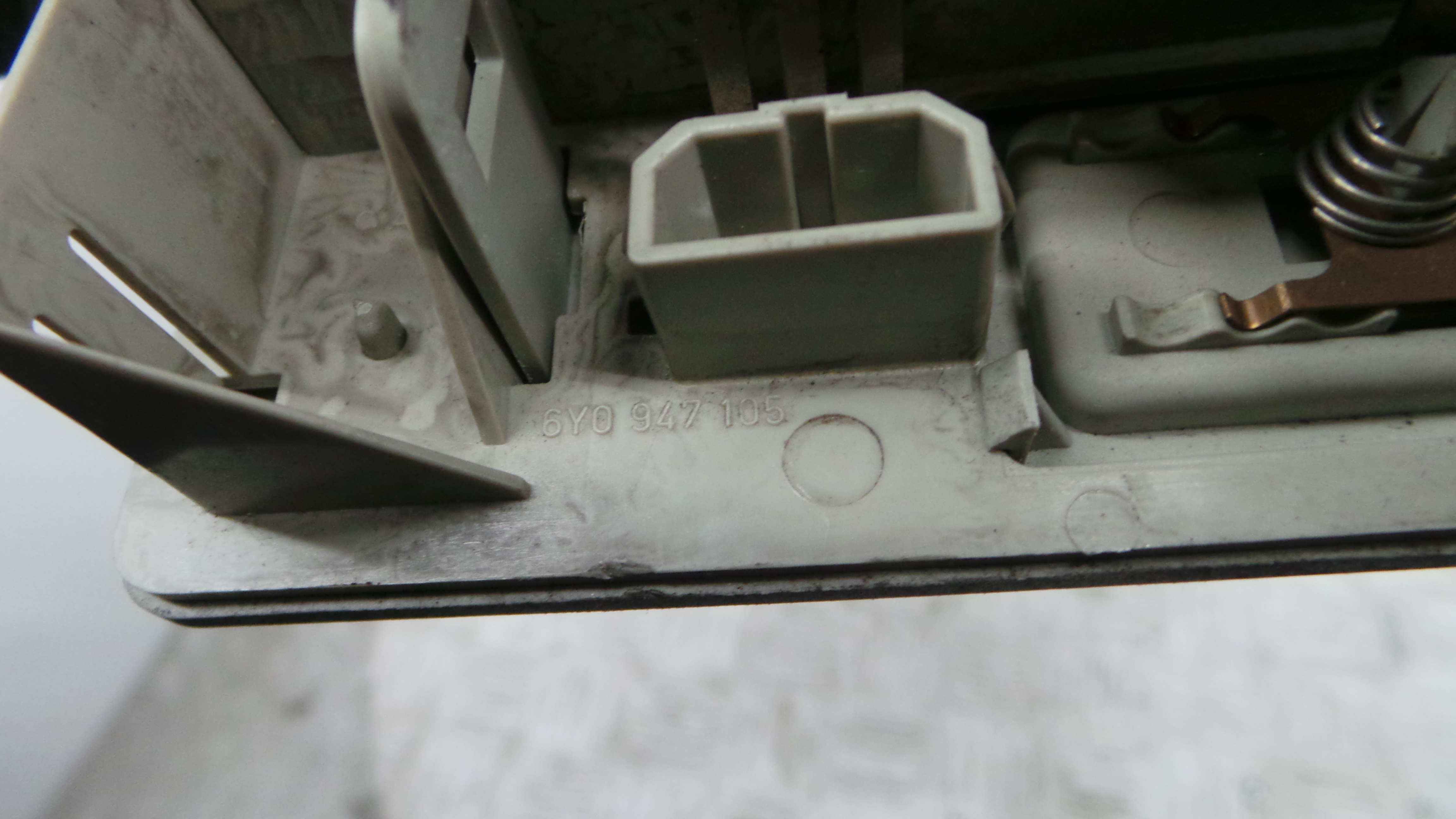 Plafonier Teto 6Y0947105 - SKODA FABIA I (6Y2)-36679432