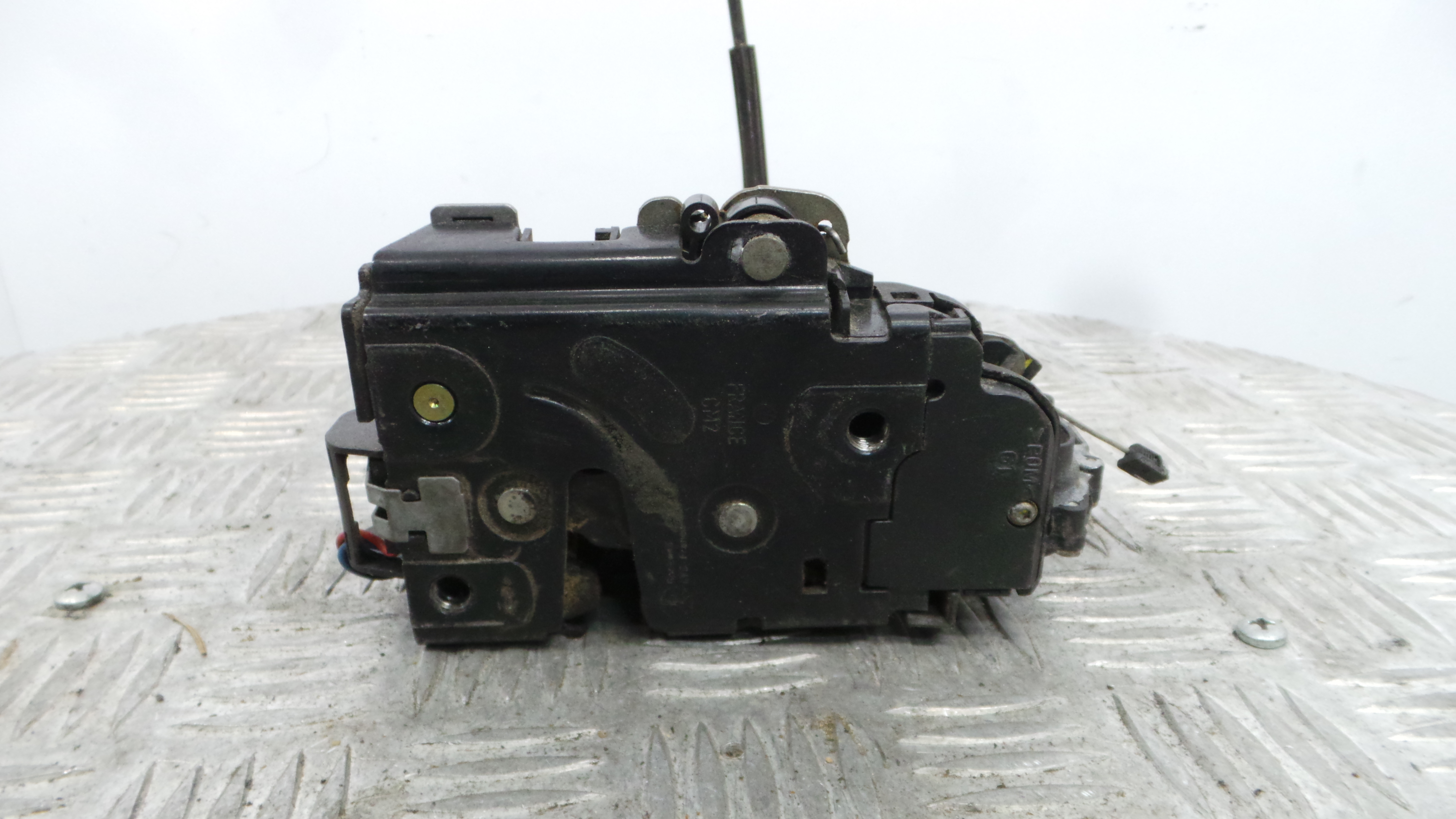 Fecho da Porta Trás Esq 3B4839015AG - SKODA FABIA I (6Y2)-36679482 Fecho da Porta Trás Esq 3B4839015AG - SKODA FABIA I (6Y2)-36679482