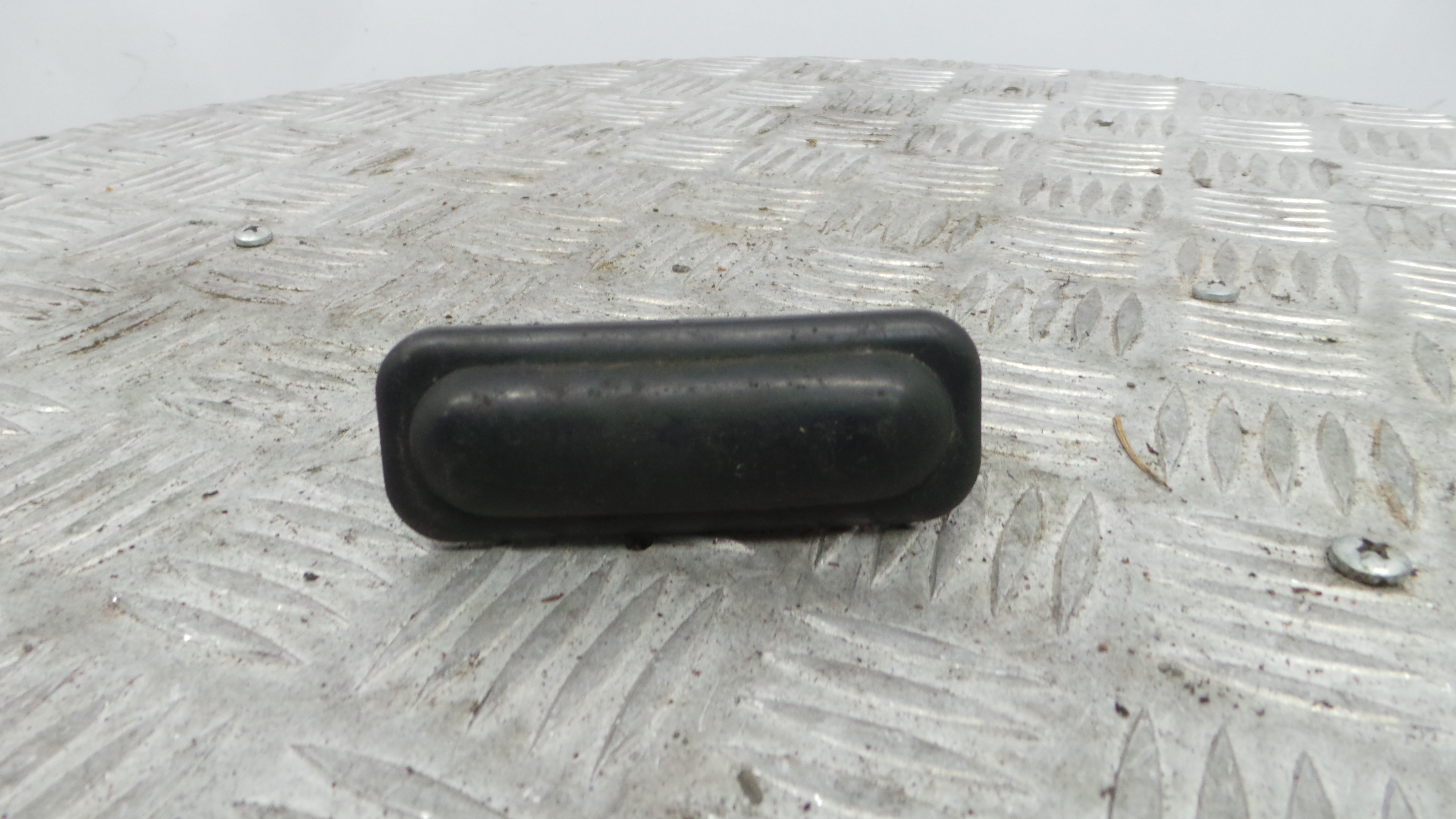 	Interruptor / Comando Mala 6490CN - CITROËN C3 II (SC_)-36680674