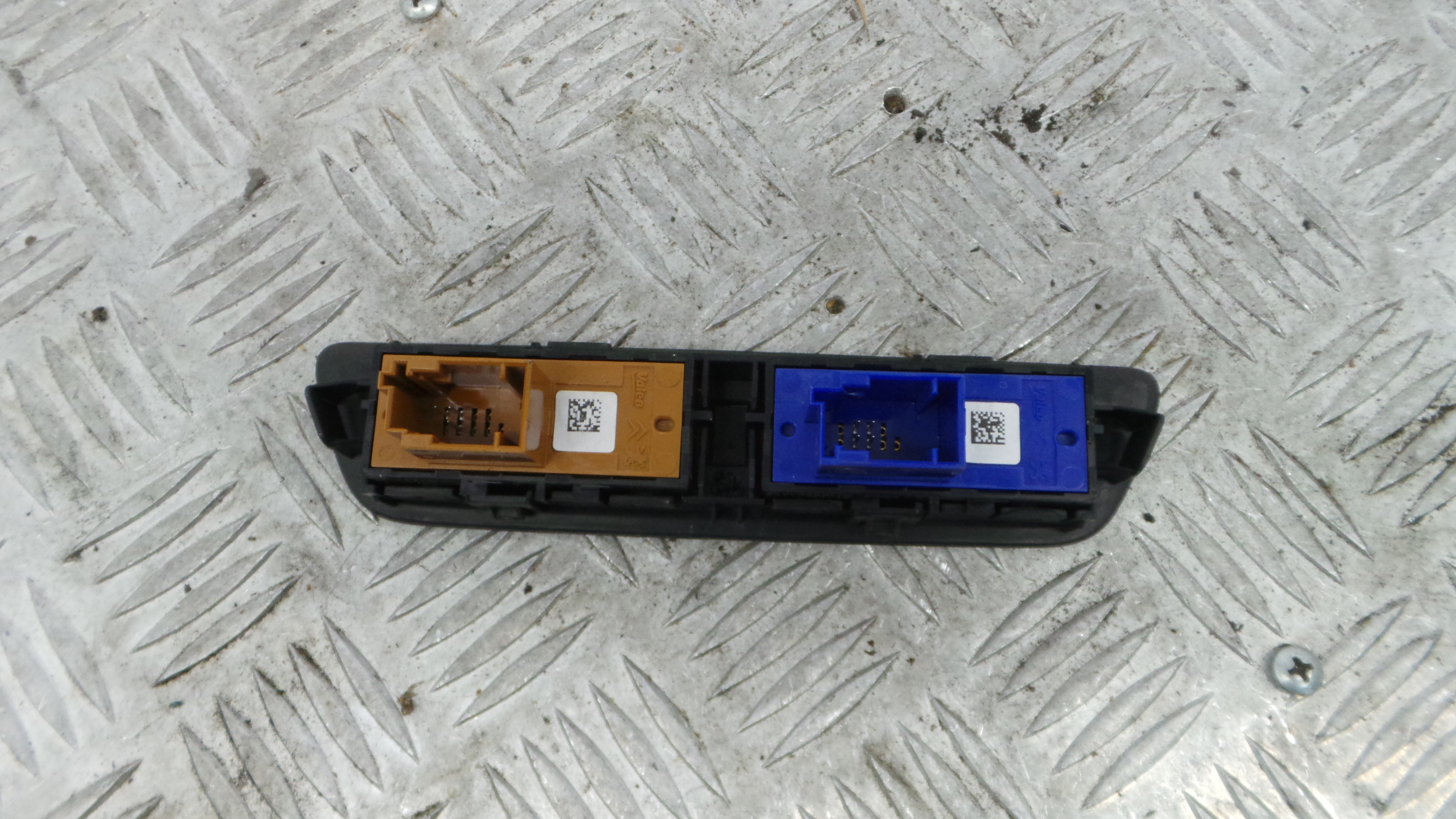 Comando Multifunções 9675011720 - PEUGEOT 208 I (CA_, CC_)-36681256