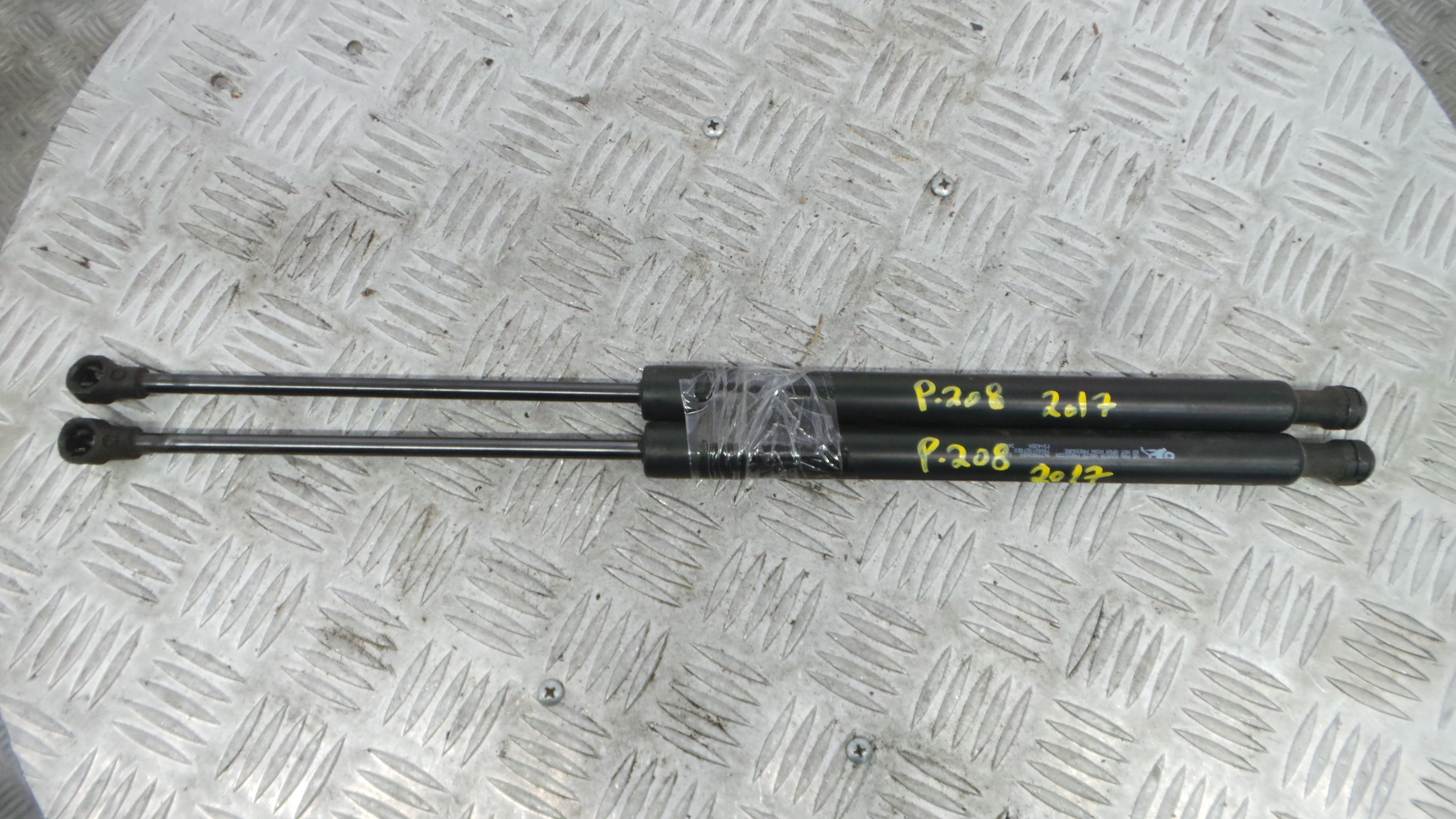 Amortecedor Mala 9673083680 - PEUGEOT 208 I (CA_, CC_)-36681260