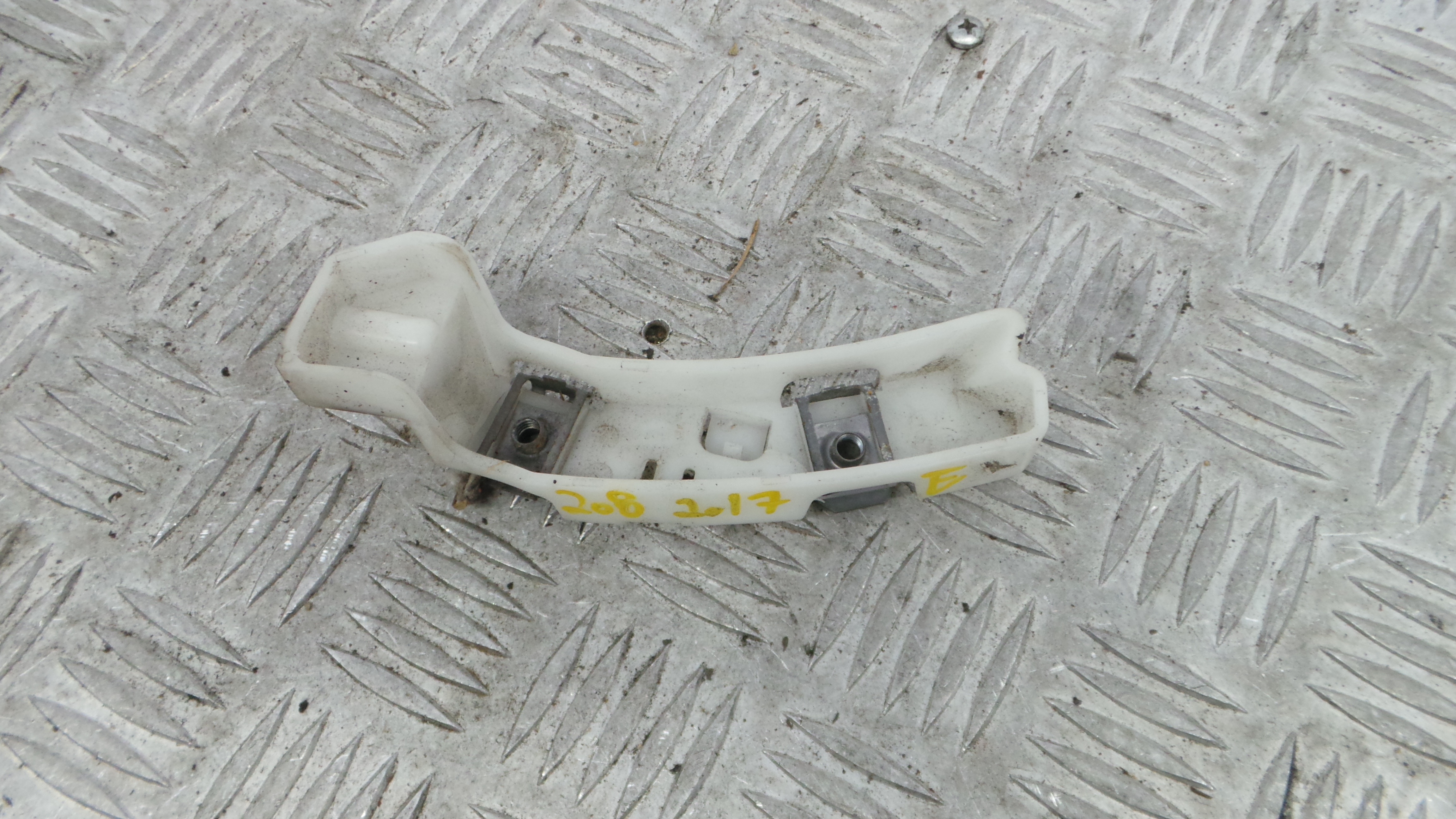 Suporte do Para Choques 9673270180 - PEUGEOT 208 I (CA_, CC_)-36681266