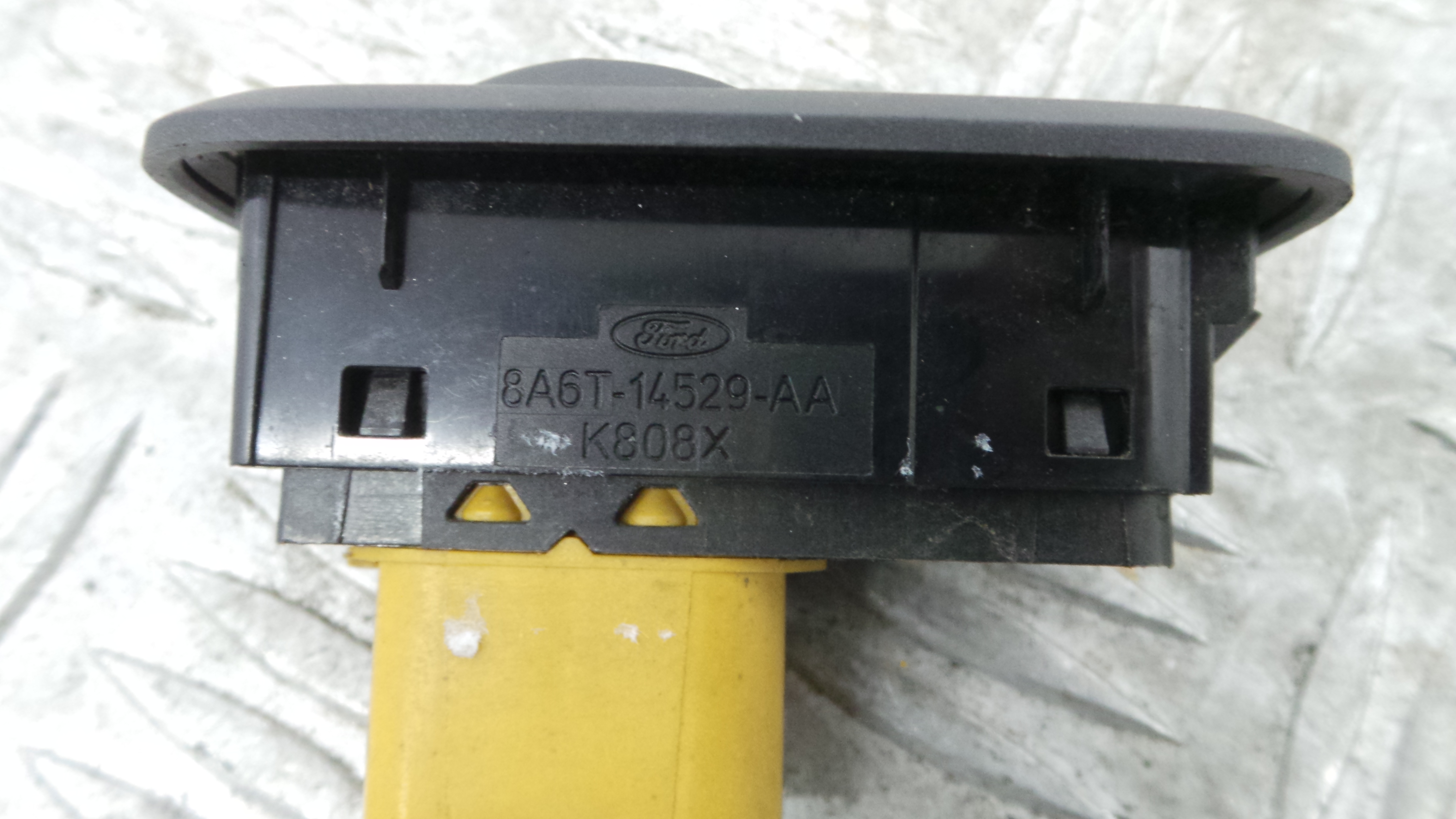 Interruptor / Comando Elevador Vidro Frente Dto 8A6T-14529-AA - FORD FIESTA VI (CB1, CCN)-36920835