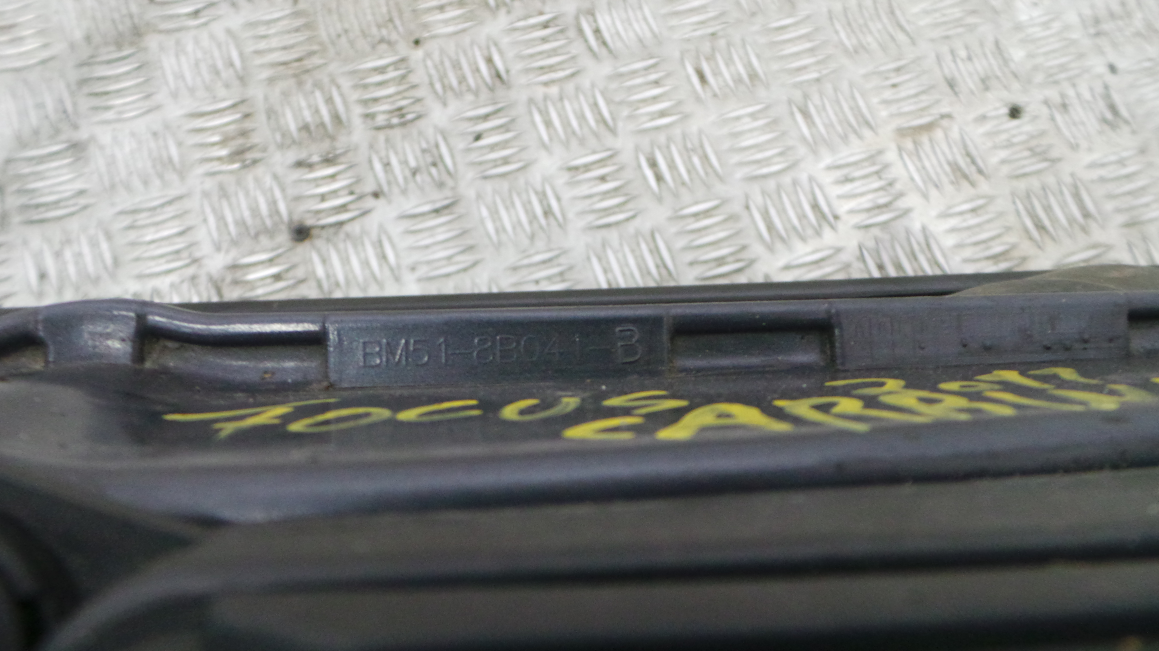 travessa superior  BM51-8B041-B - FORD FOCUS III Turnier-36683468