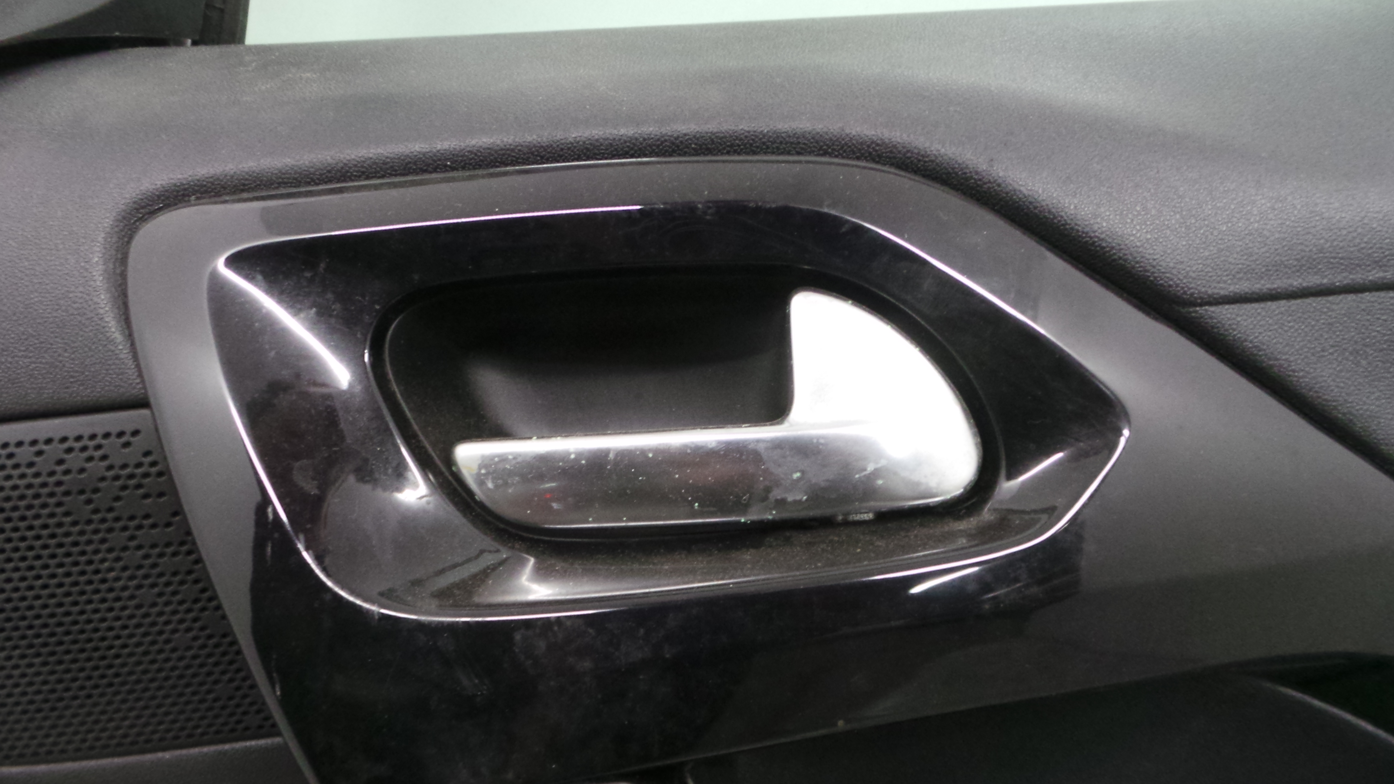 Puxador Interior Frente Direita 96555516VV - PEUGEOT 208 I (CA_, CC_)-36683519