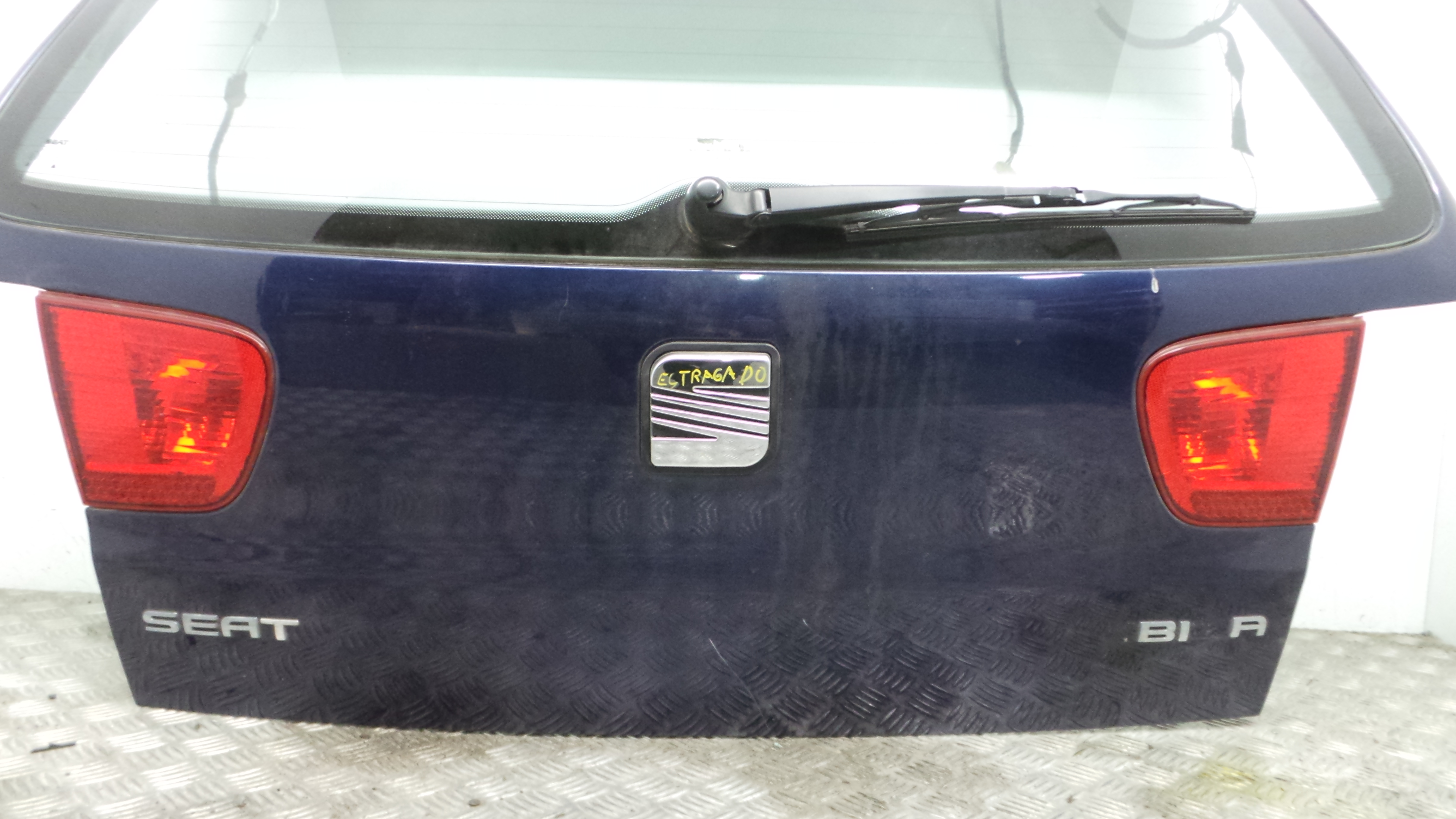 Tampa da Mala 6K6827025D - SEAT IBIZA II (6K1), IBIZA Mk II (6K1)-36685120