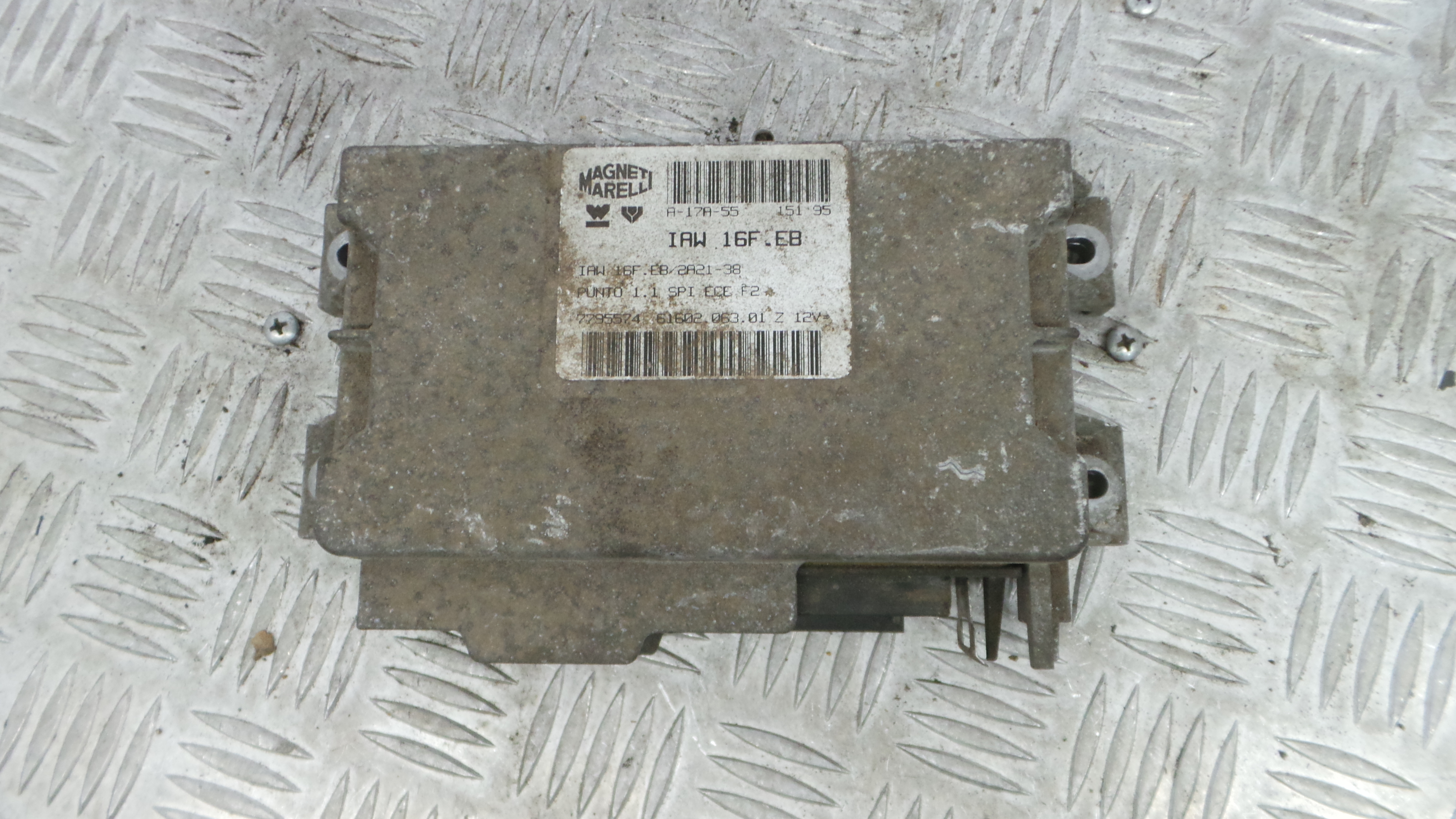 Centralina do Motor IAW16FEB - FIAT PUNTO (176_)-36686027 Centralina do Motor IAW16FEB - FIAT PUNTO (176_)-36686027