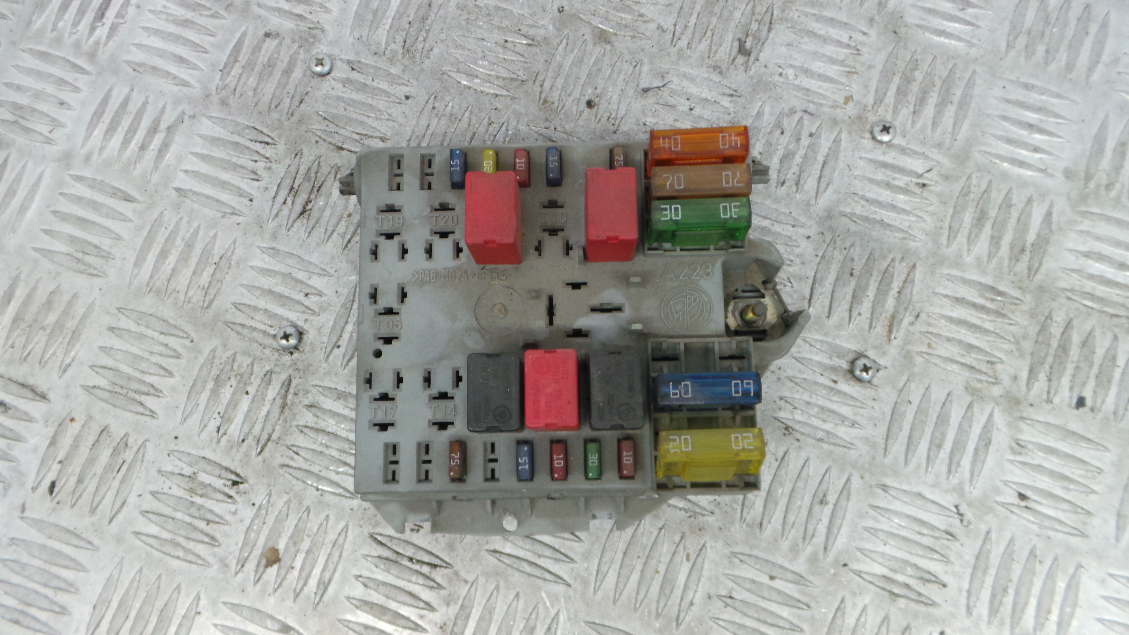 Caixa dos Fusíveis / BSI / UCH / SAM 46835589 - FIAT PUNTO (188_)-36686071