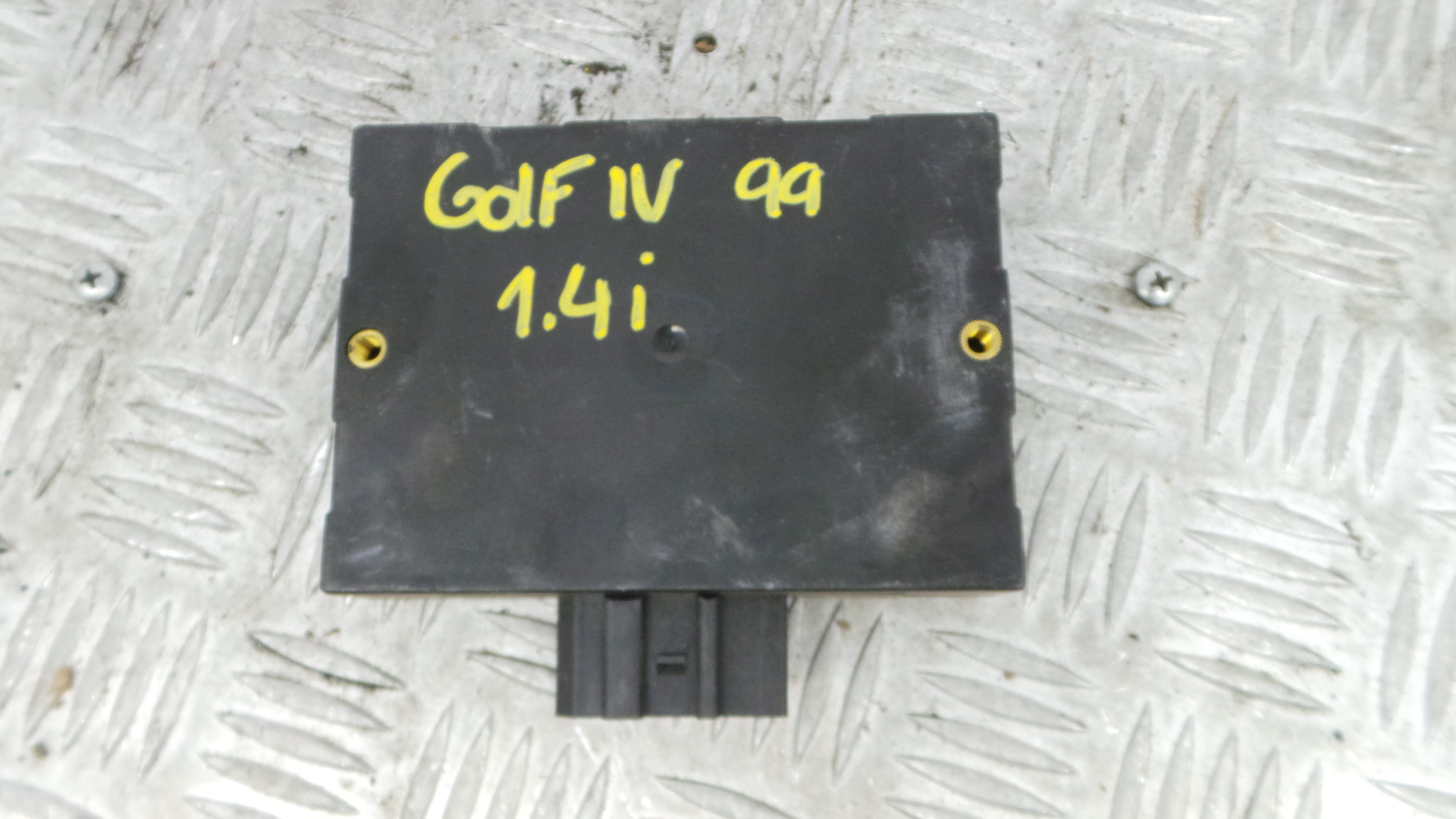 Modulo Electrónico 1J0959799Q - VW GOLF IV (1J1), GOLF Mk IV (1J1)-36686485