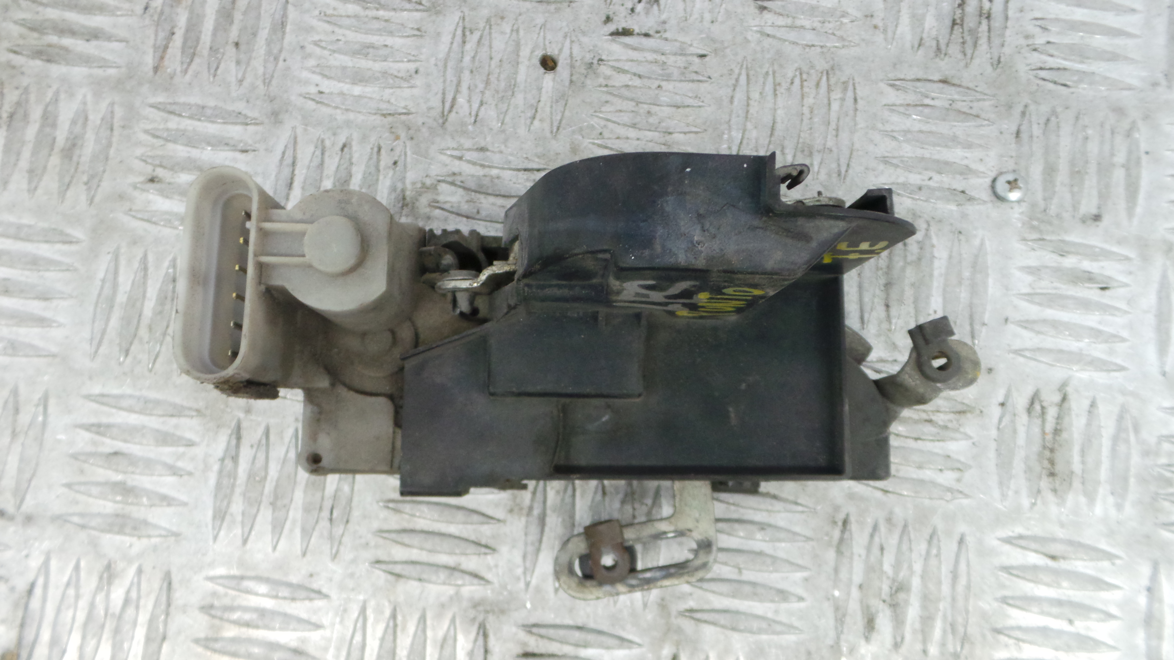 Fecho da Porta Frente Esq 46536066 - FIAT PUNTO (188_)-36691878