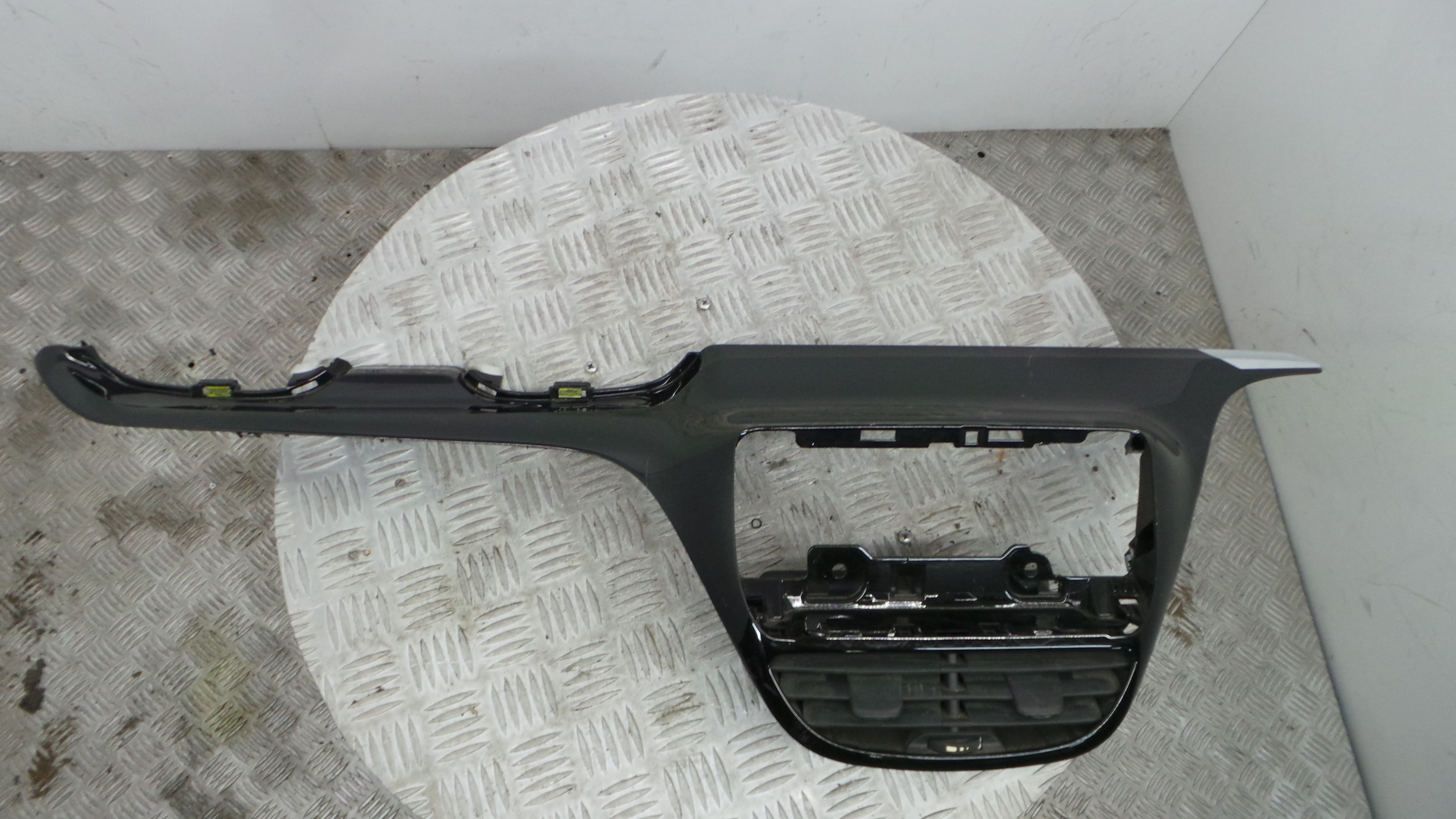 Friso Tablier 9673830077 - PEUGEOT 208 I (CA_, CC_)-36691952