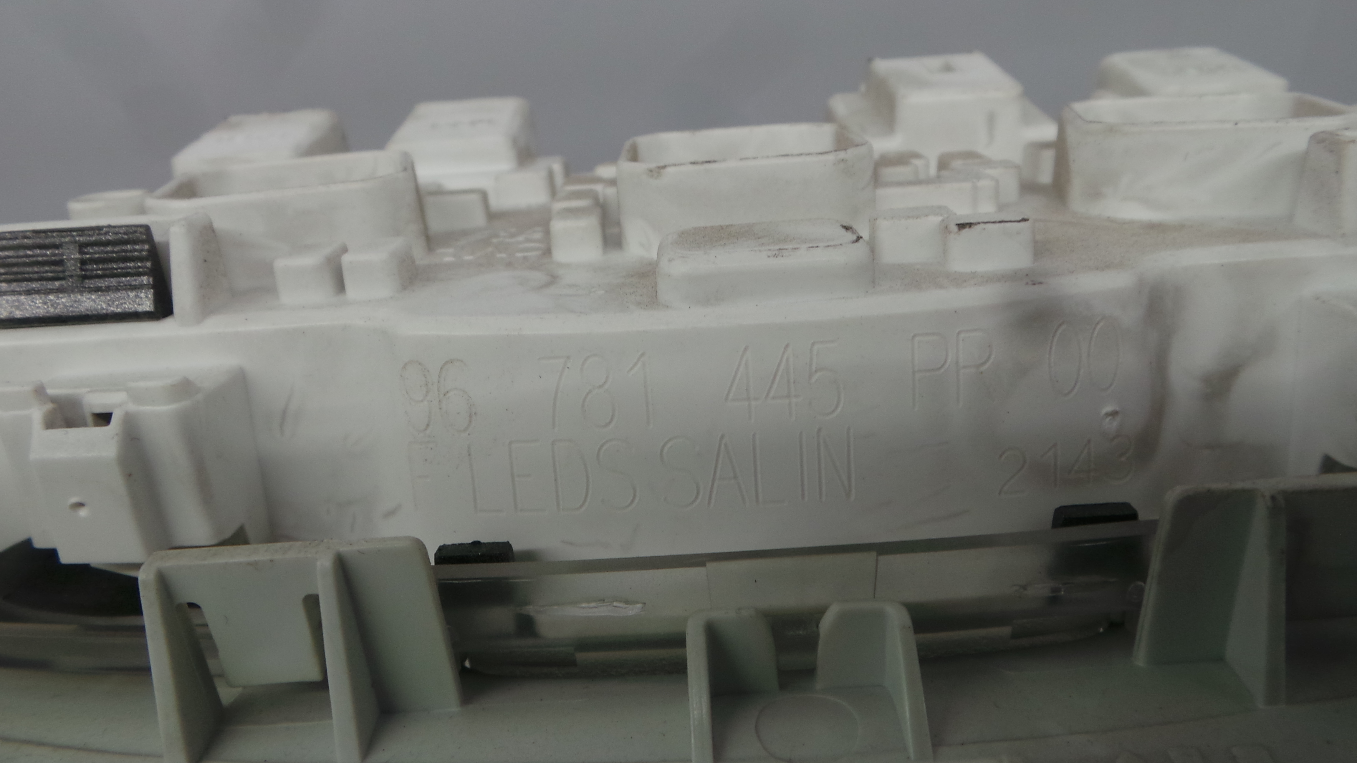 Plafonier Teto 9673810977 - PEUGEOT 208 I (CA_, CC_)-36692305