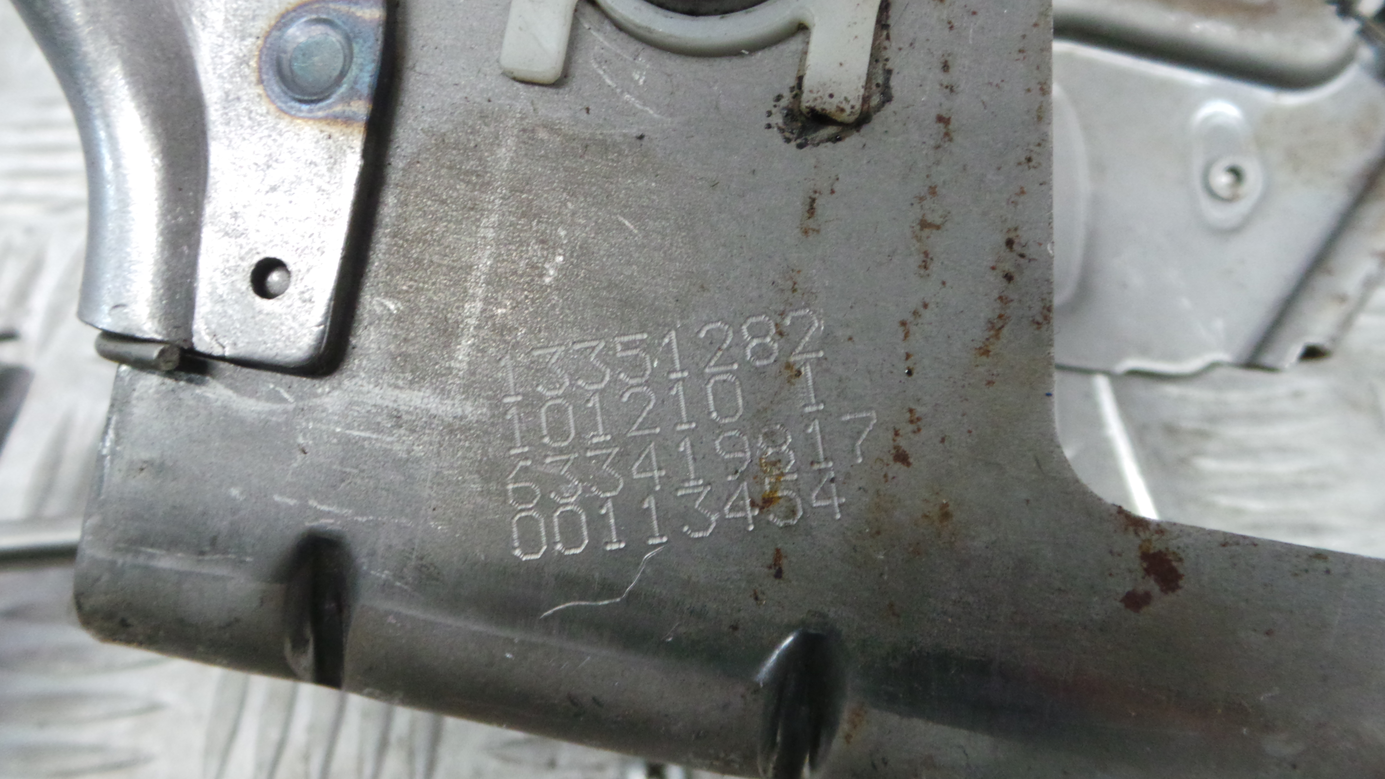 Travão de Mão 11328386 - OPEL ASTRA J (P10)-36692319