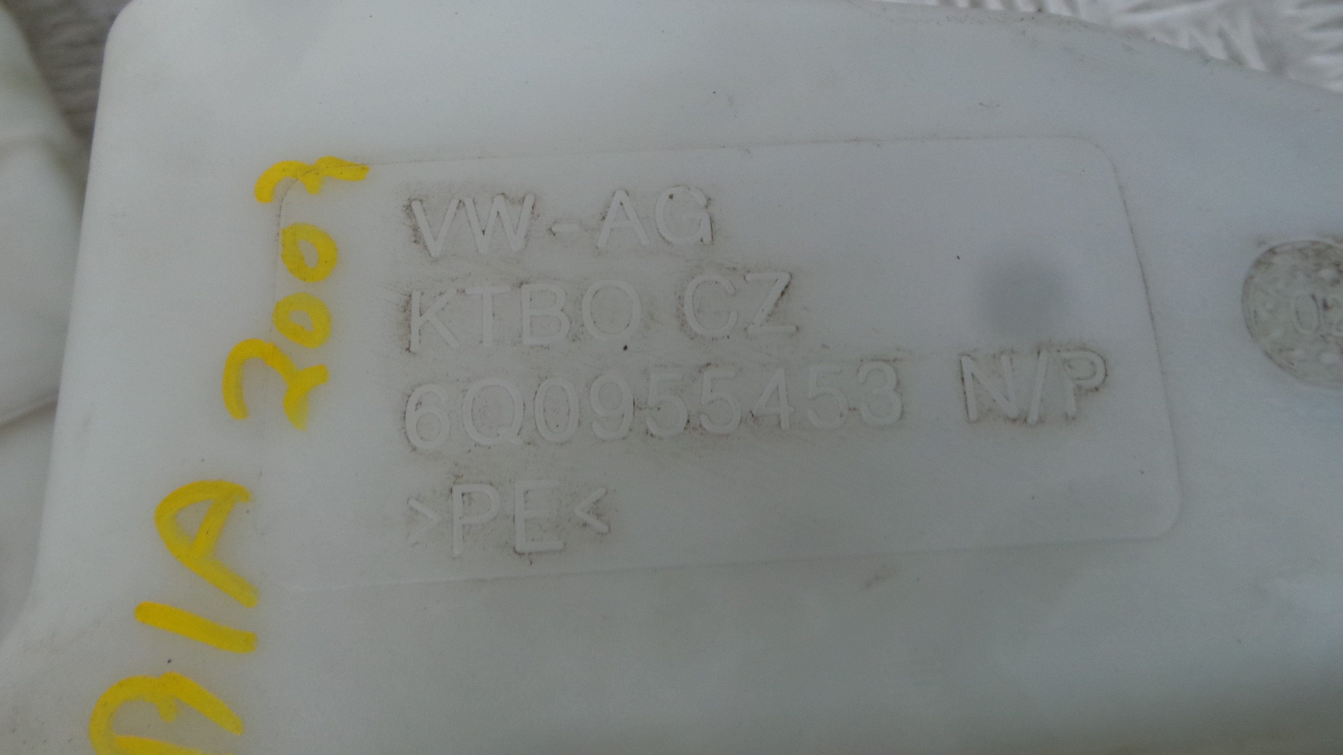 Deposito Reservatório Limpa Vidros Para Brisas 6Q0955453 - SKODA FABIA I (6Y2)-36692395