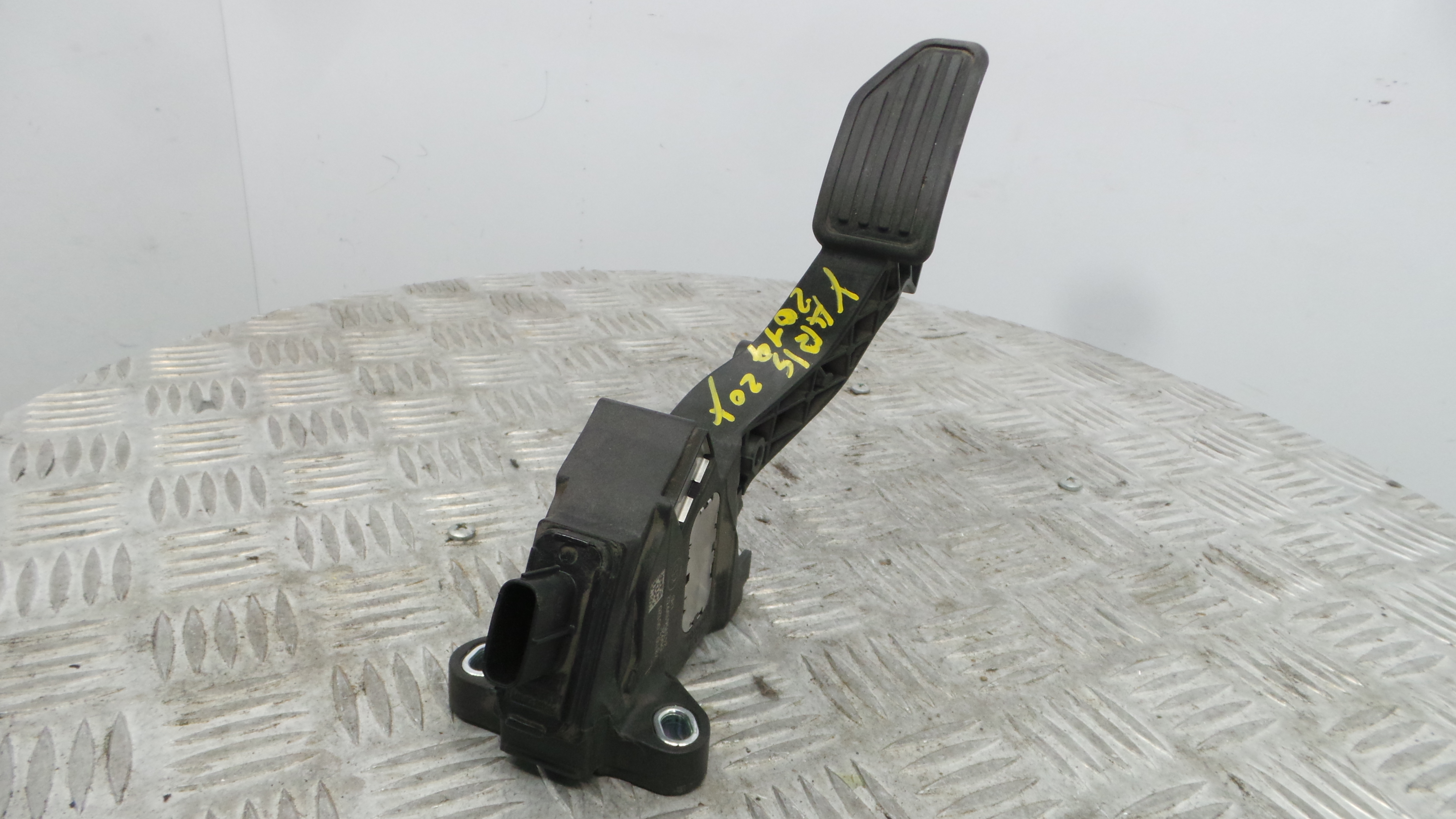 Pedal do Acelerador 78110-0D120 - TOYOTA YARIS (_P15_)-36711117