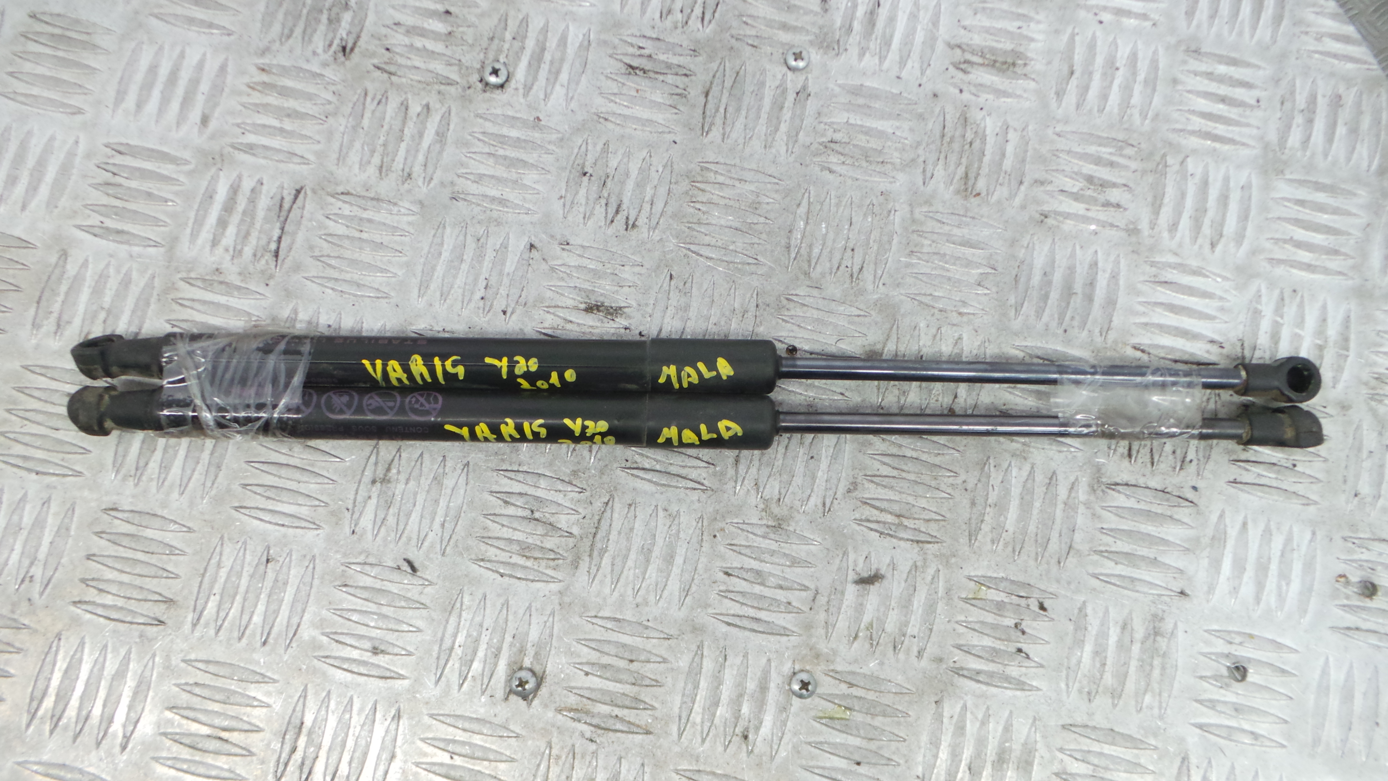 Amortecedor Mala 68950-0D210 - TOYOTA YARIS (_P15_)-36711229