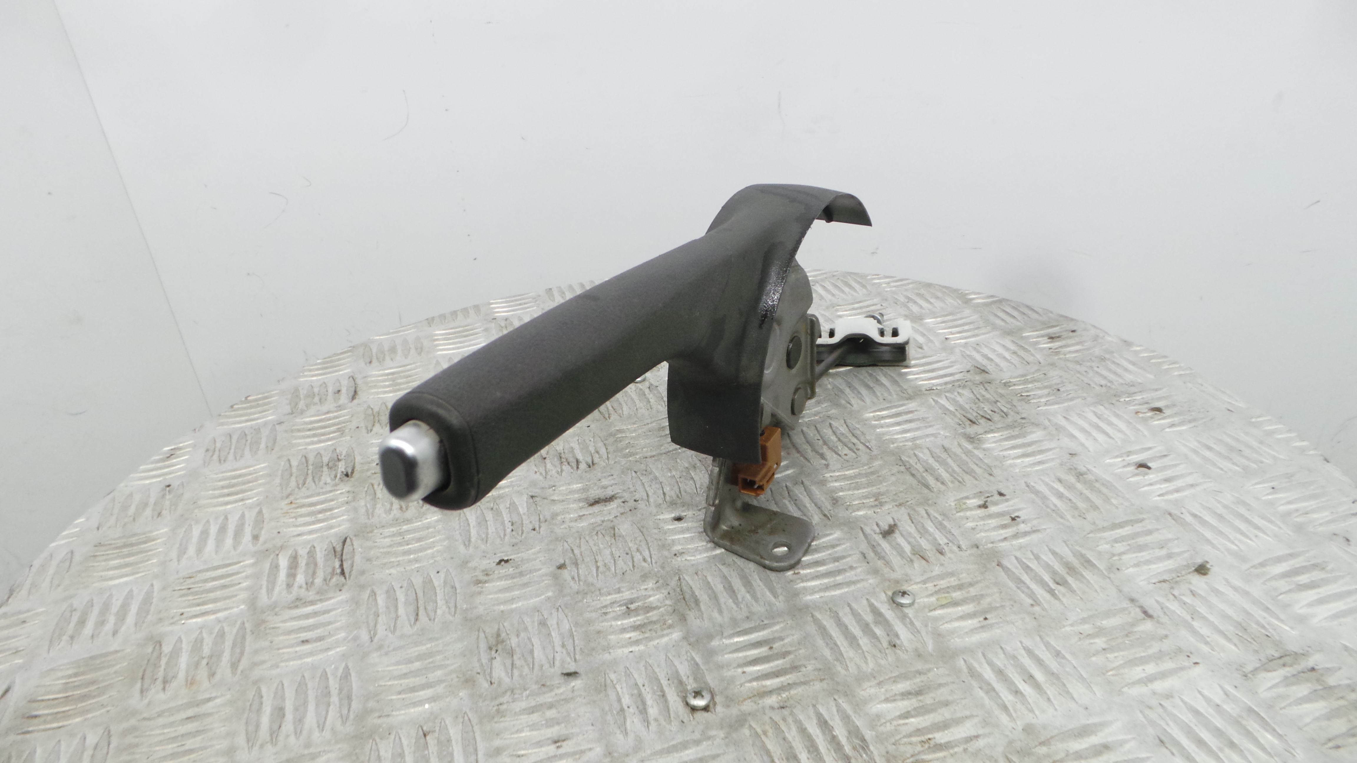 Travão de Mão - TOYOTA YARIS (_P15_)-36711241 Travão de Mão - TOYOTA YARIS (_P15_)-36711241