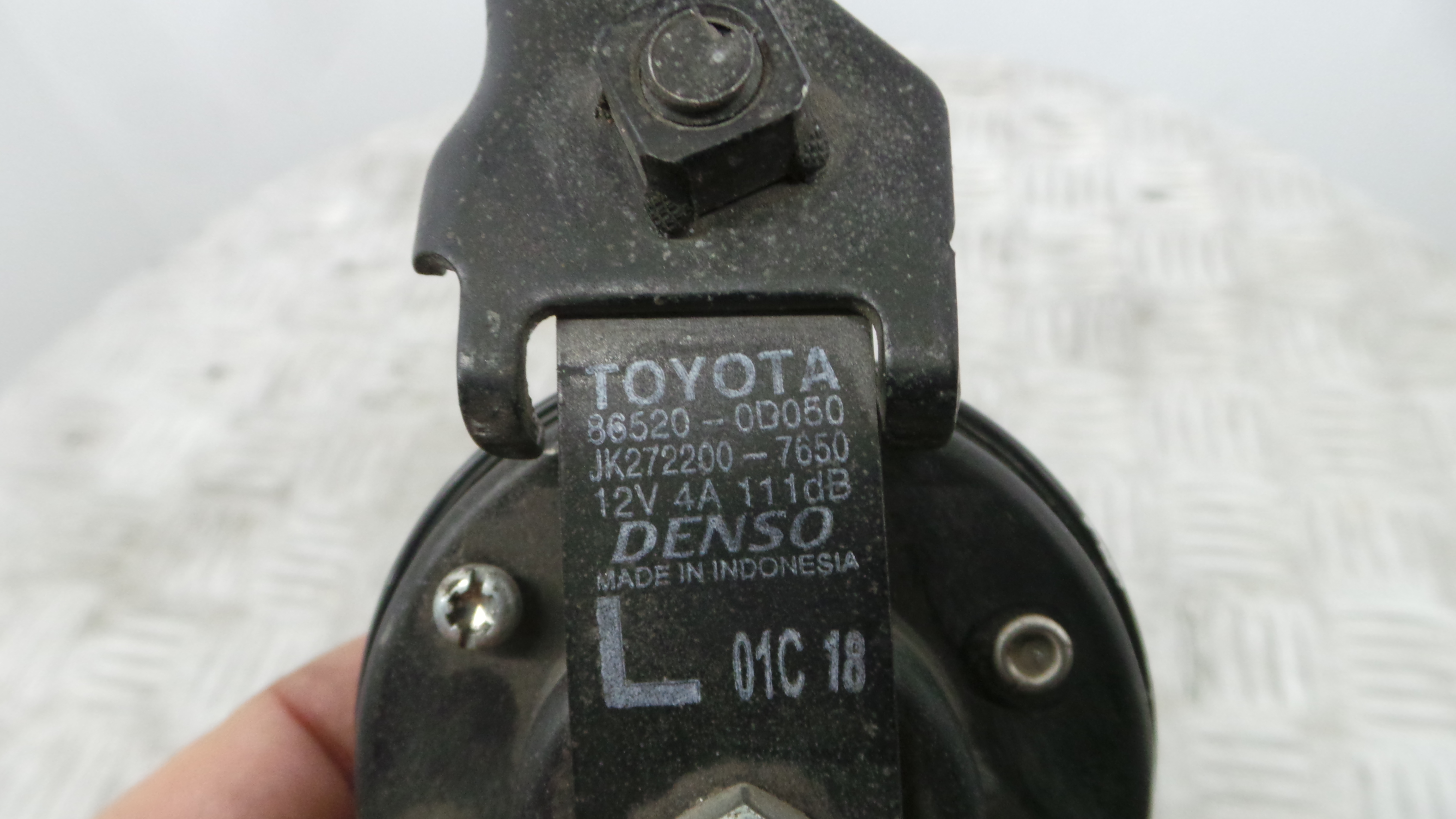 Buzina 86520-0D050 - TOYOTA YARIS (_P15_)-36711243