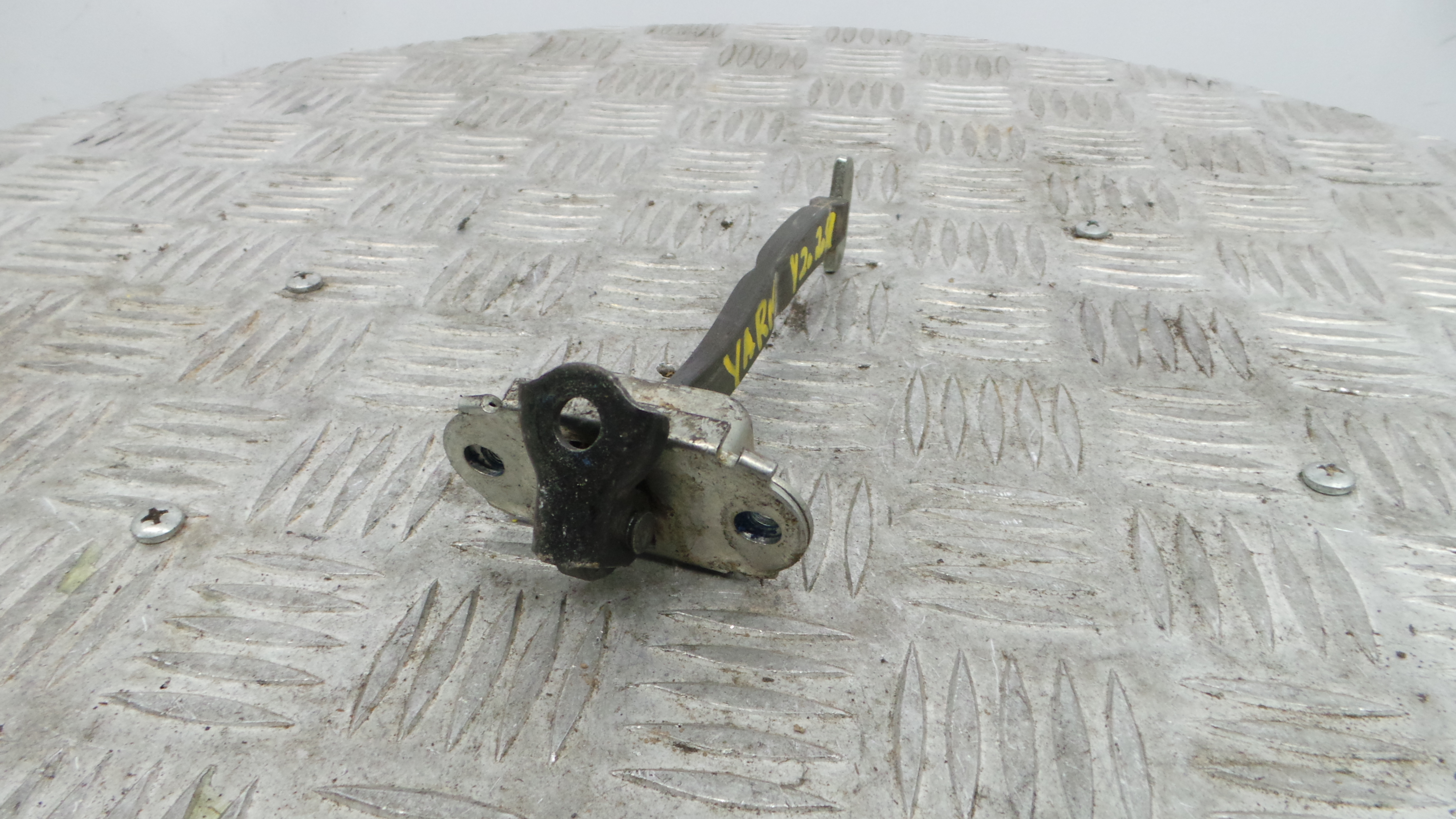 Esticador / Limitador de porta  - TOYOTA YARIS (_P15_)-36711278