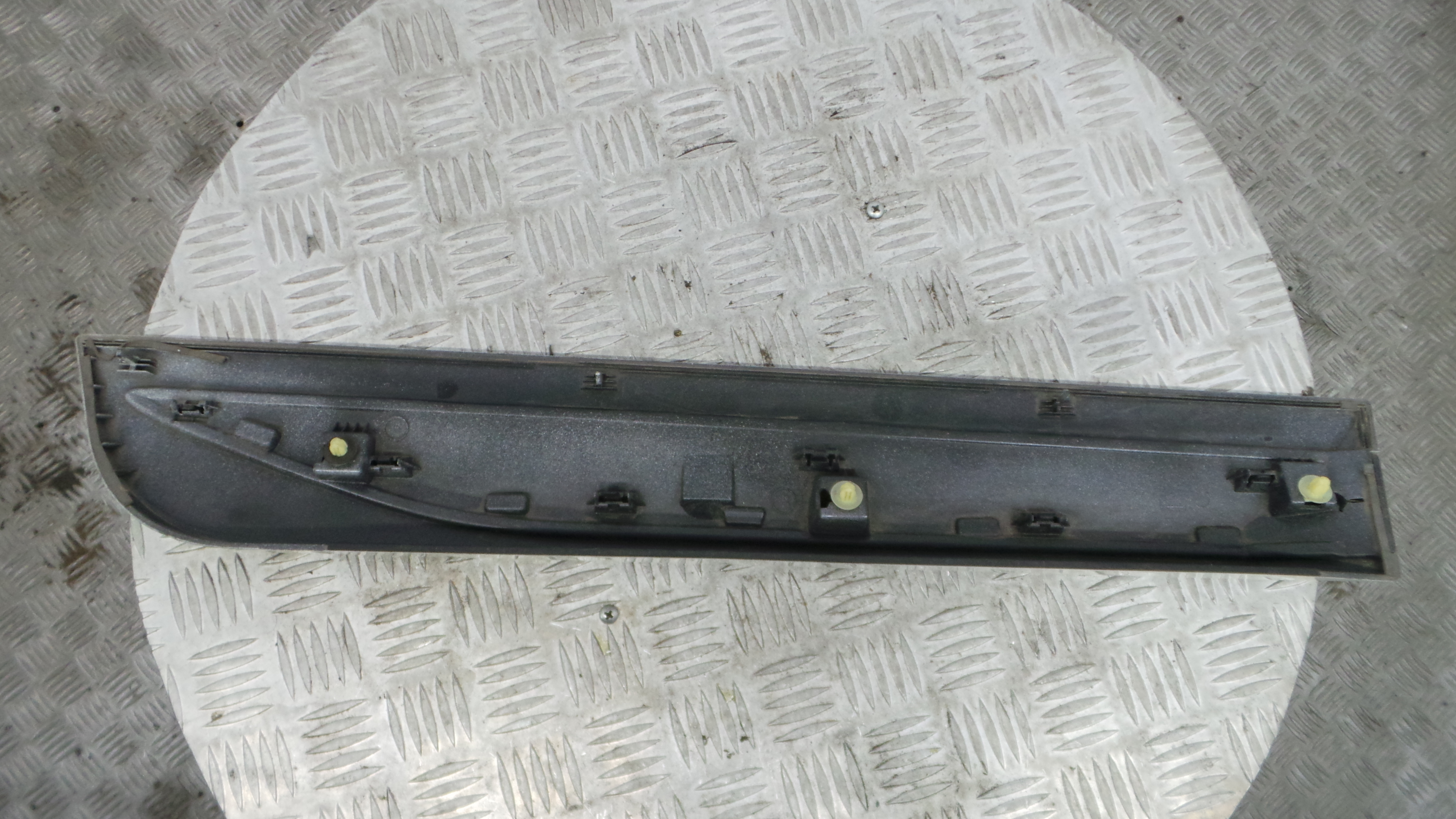 Friso Porta 75742-0D210 - TOYOTA YARIS (_P15_)-36711280