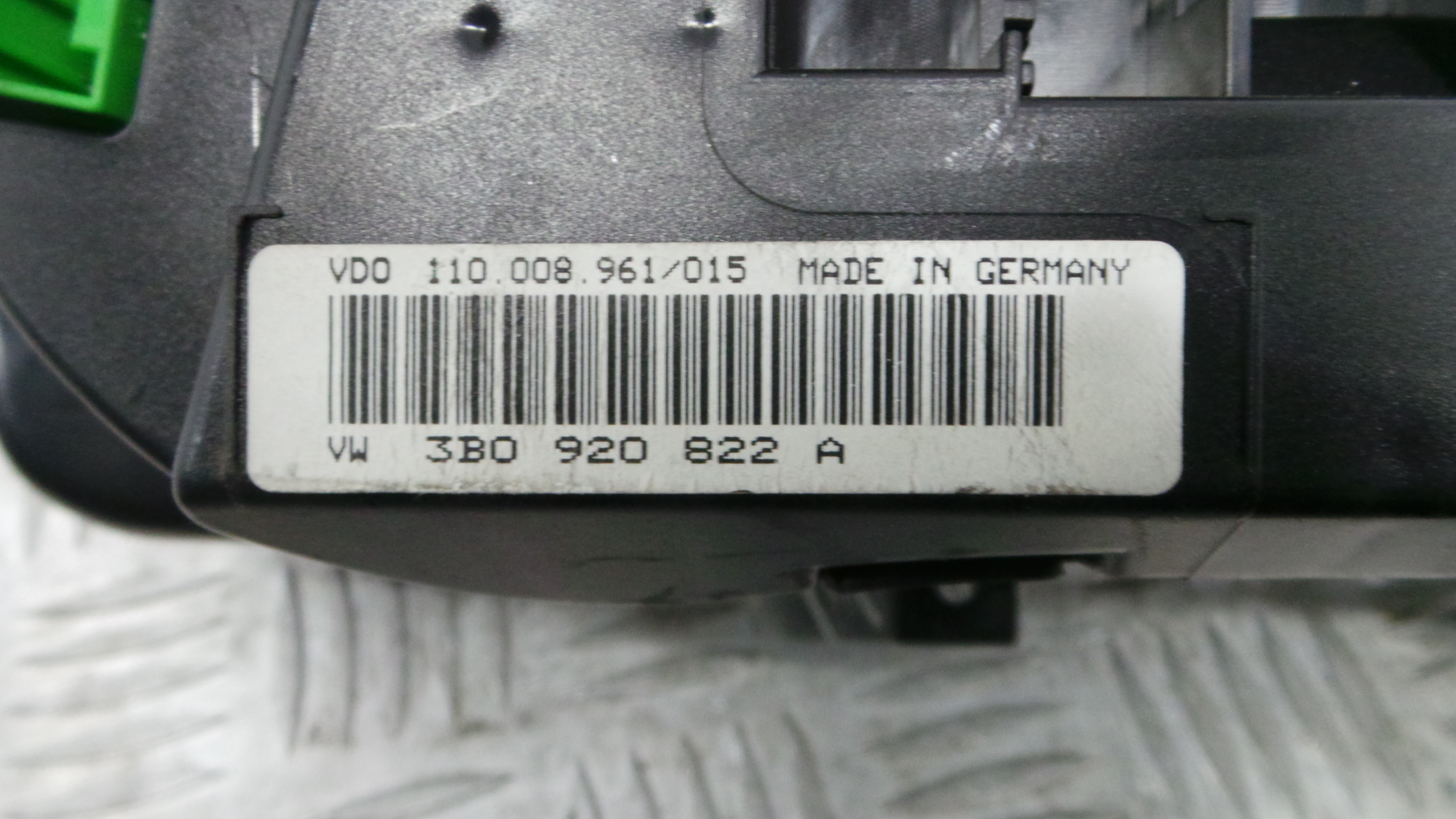 Quadrante 3B920822A - VW PASSAT B5.5 Estate (3B6), PASSAT B5.5 Variant (3B6)-36711382