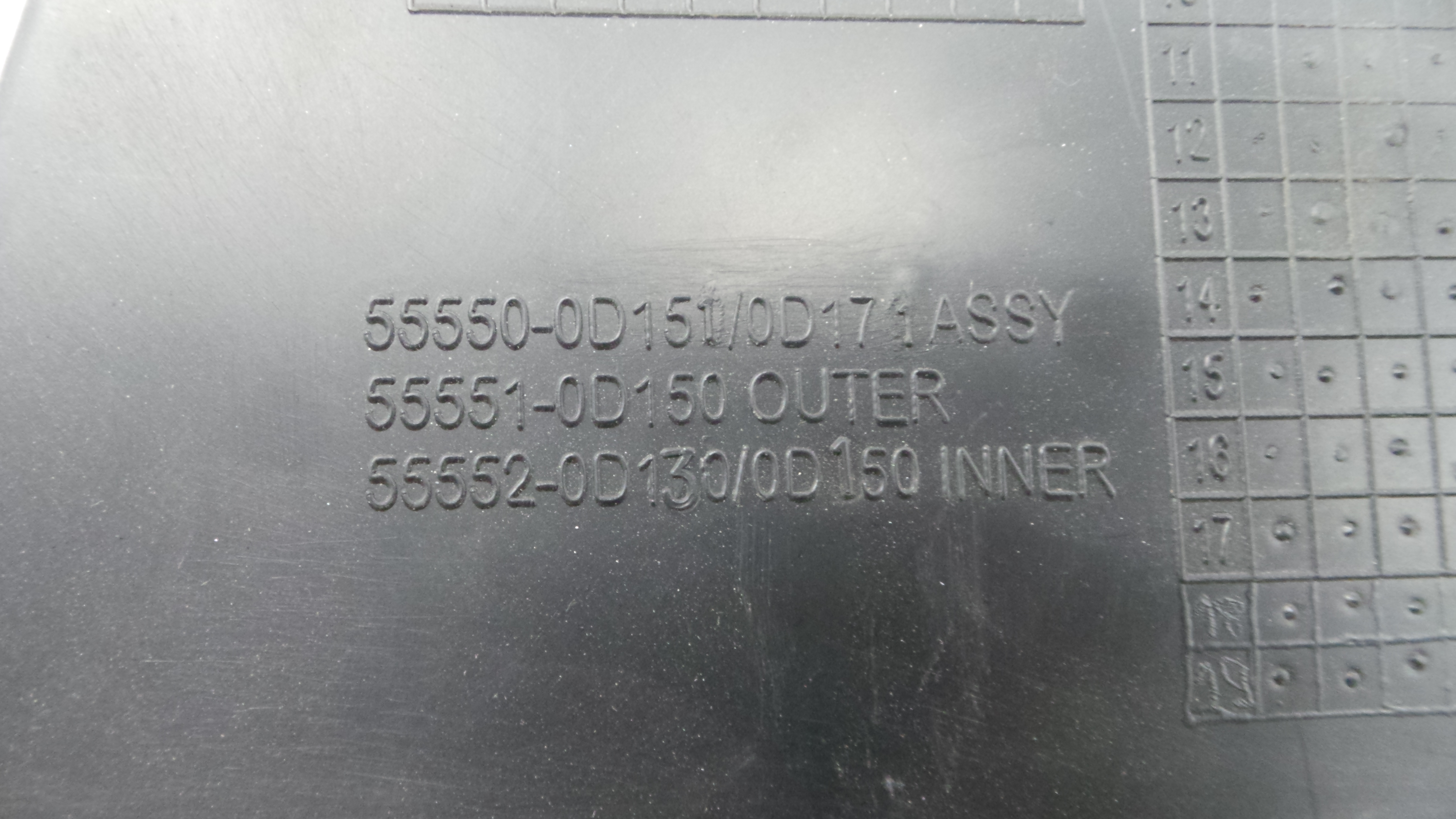 Porta Luvas 55550-0D151 - TOYOTA YARIS (_P15_)-36711574