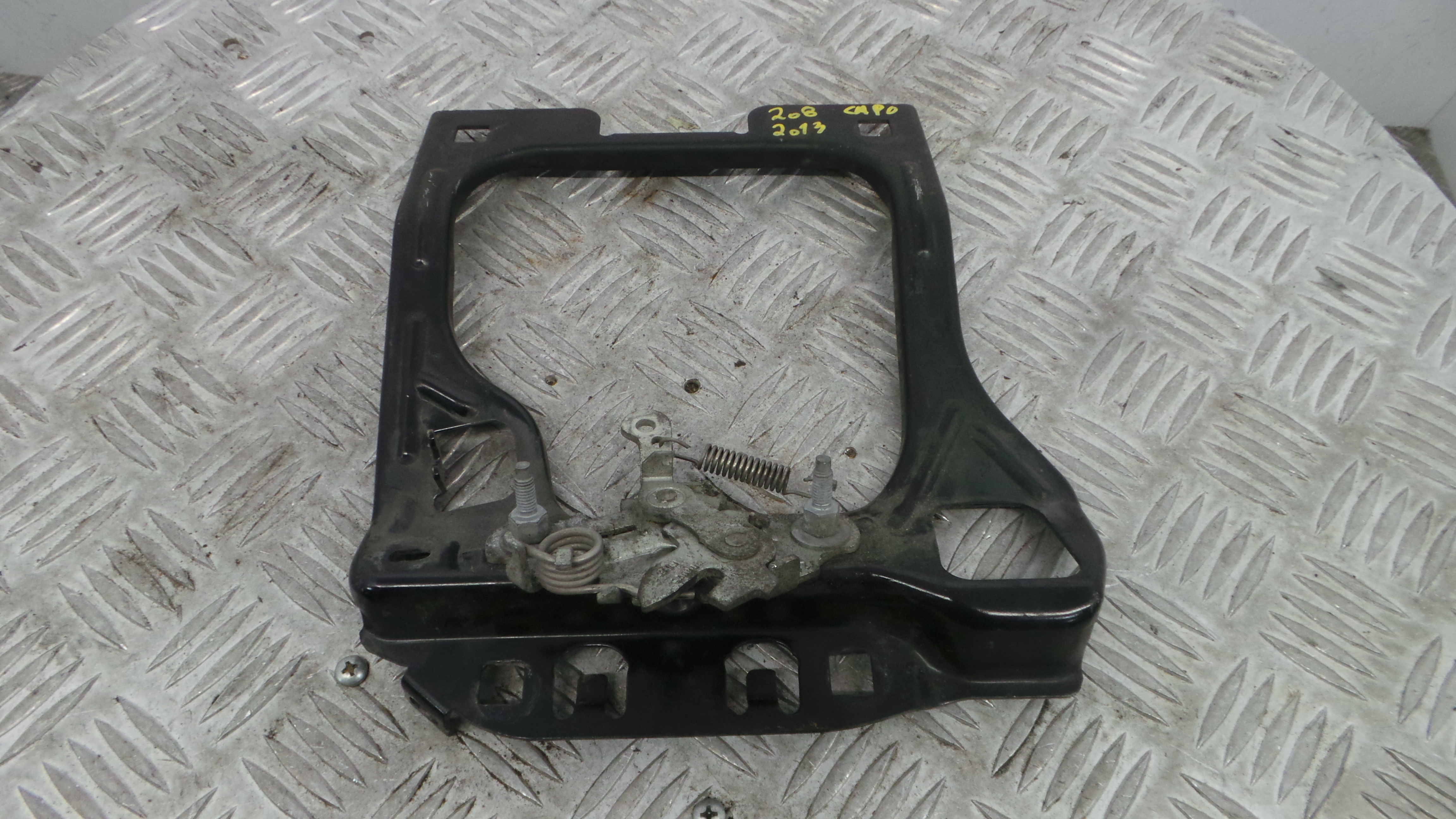 Fecho do Capot 9673285680 - PEUGEOT 208 I (CA_, CC_)-36711615