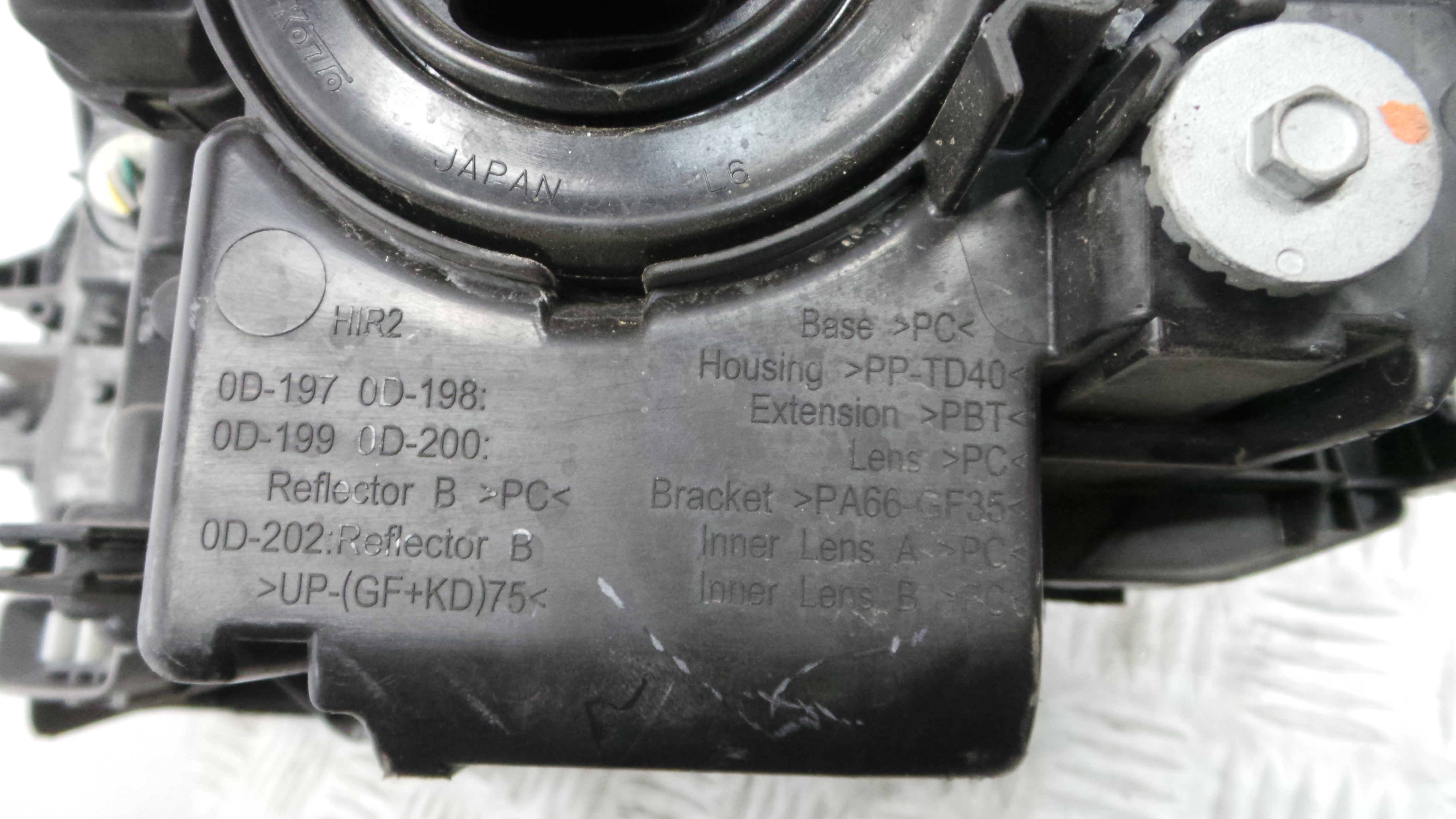 Ótica Dto 81130-0DK00 - TOYOTA YARIS (_P15_)-36711617