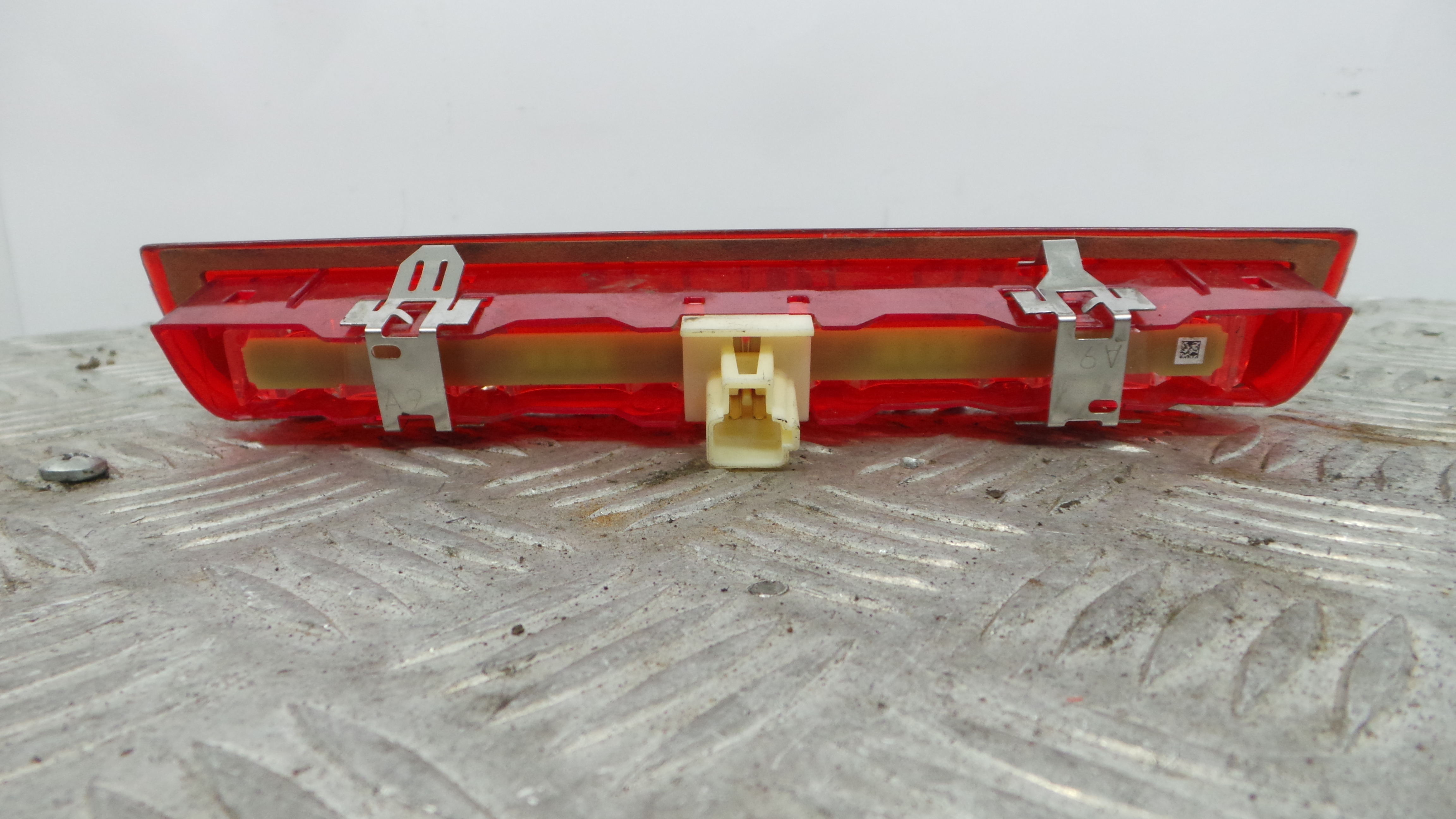 Farolim Stop Central / Luz de Stop Adicional 81570-0D152 - TOYOTA YARIS (_P15_)-36711623